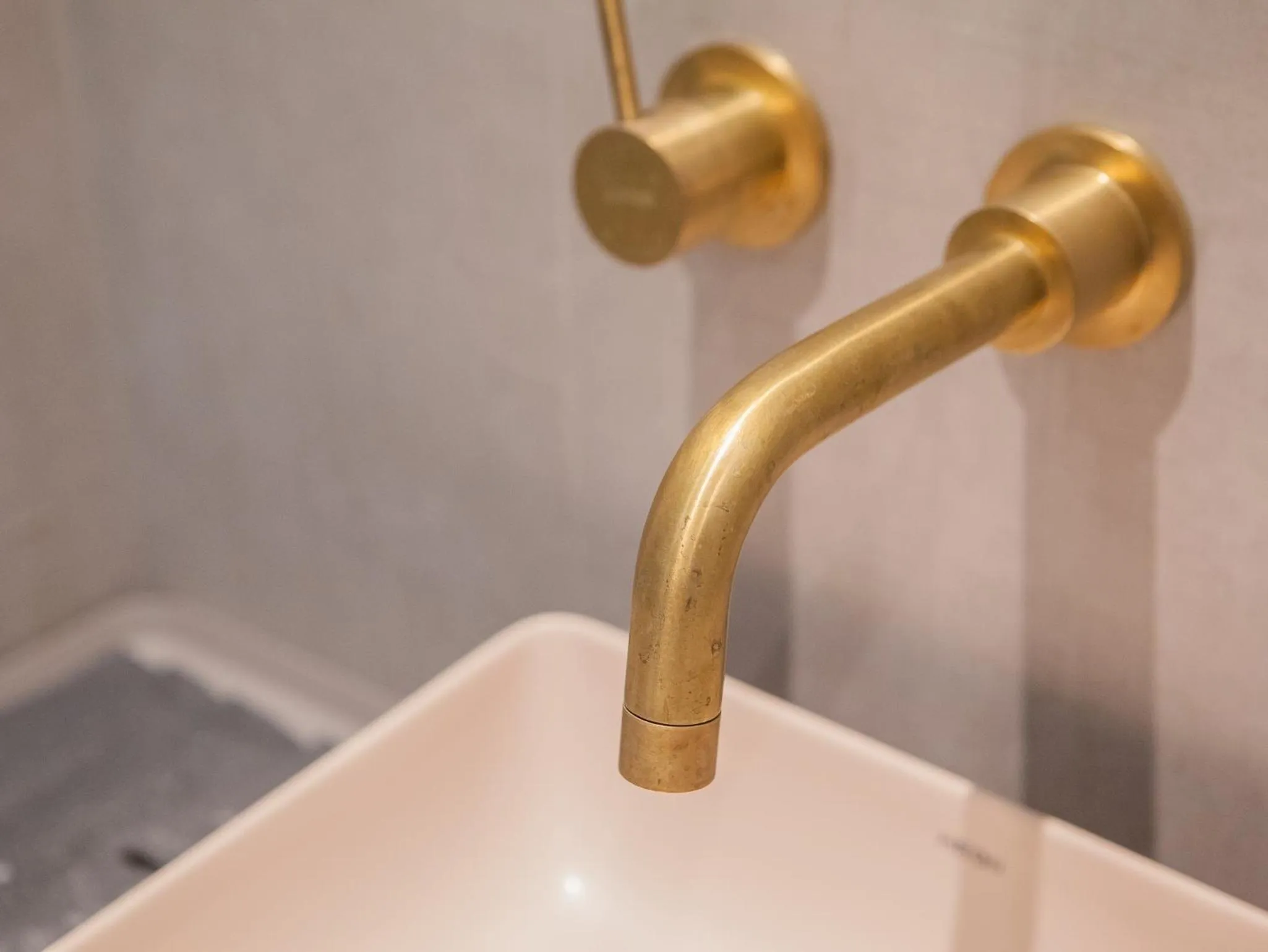 Bathroom in PAPO'A Harbor Hotel