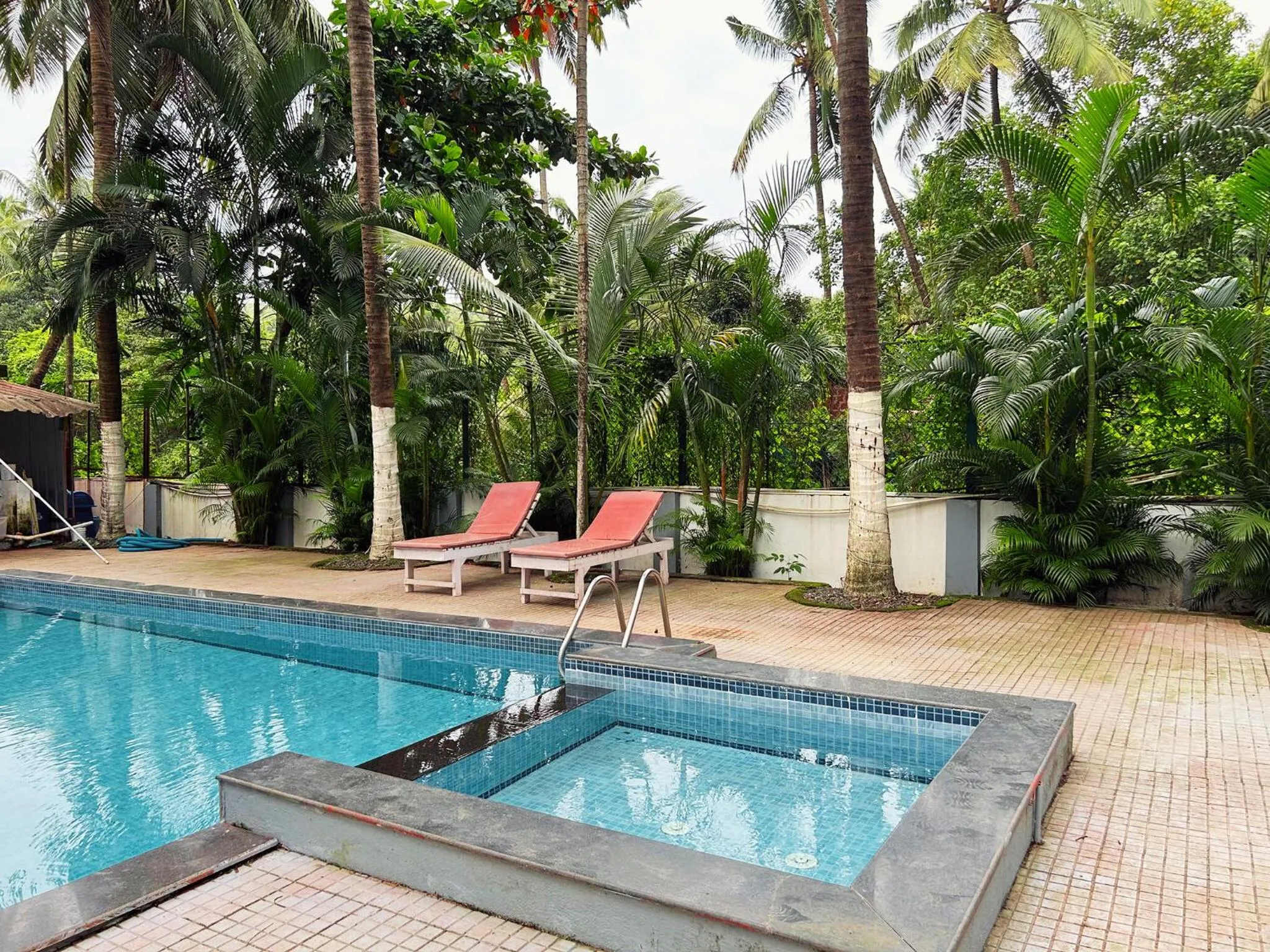 Swimming pool in Bay Breeze Resorts & Hotels