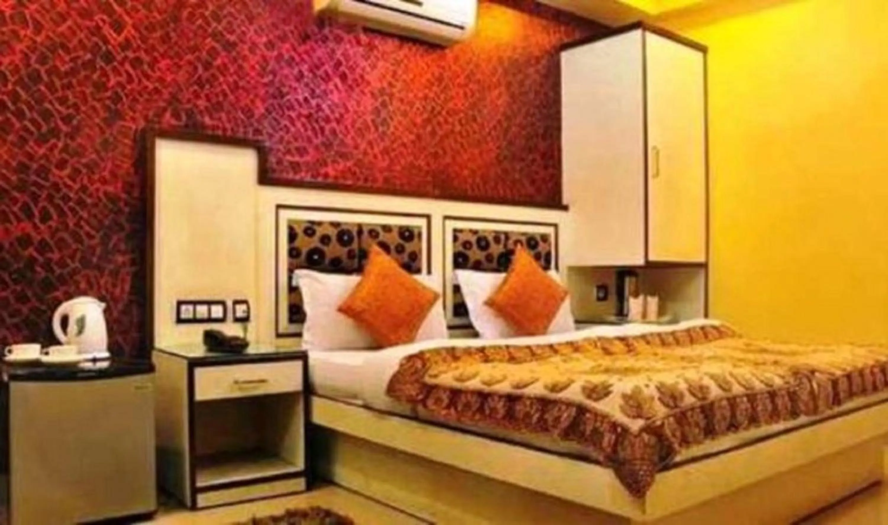 Bed in Hotel Shivdev International