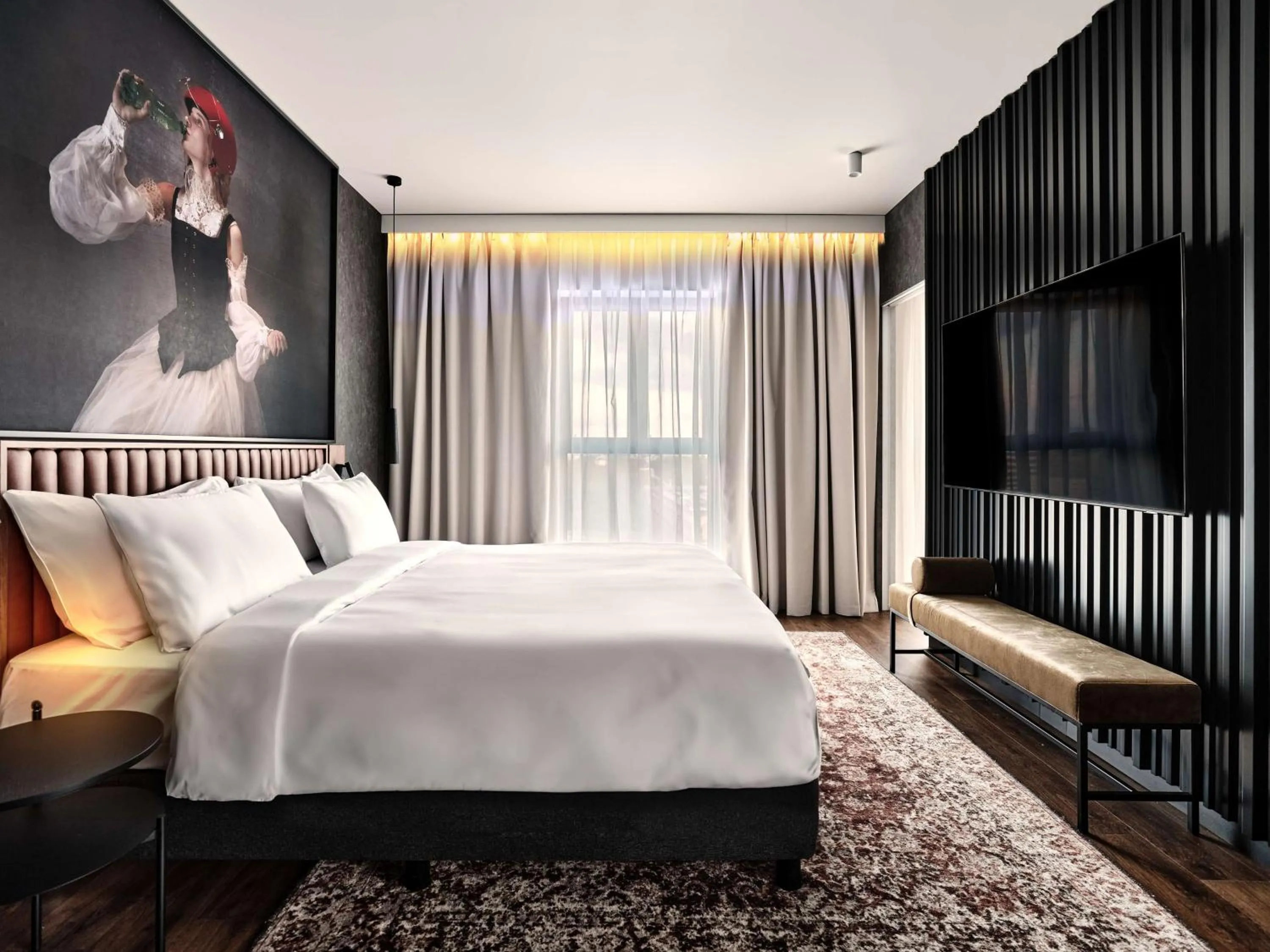 Photo of the whole room, Bed in Radisson RED Hotel & Radisson RED Apartments, Kraków