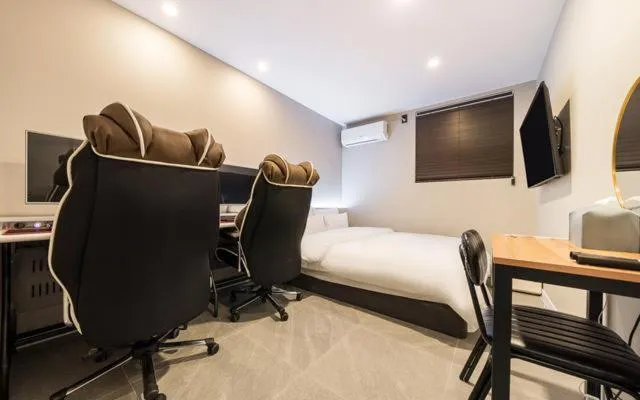 Bed in Brown Dot Hotel Suwon Jeongja Branch