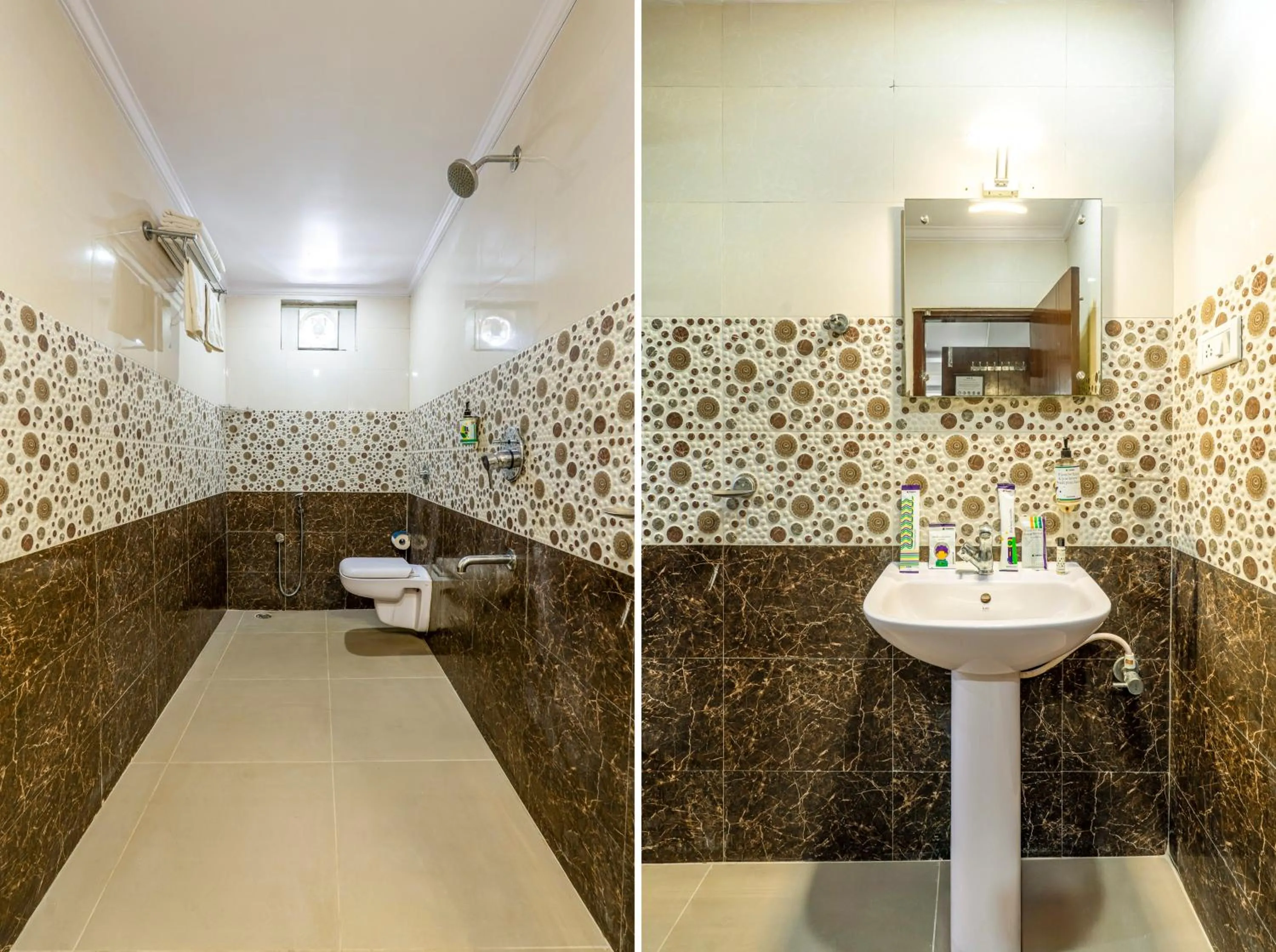 Bathroom in Treebo Marina Grand, Railway station