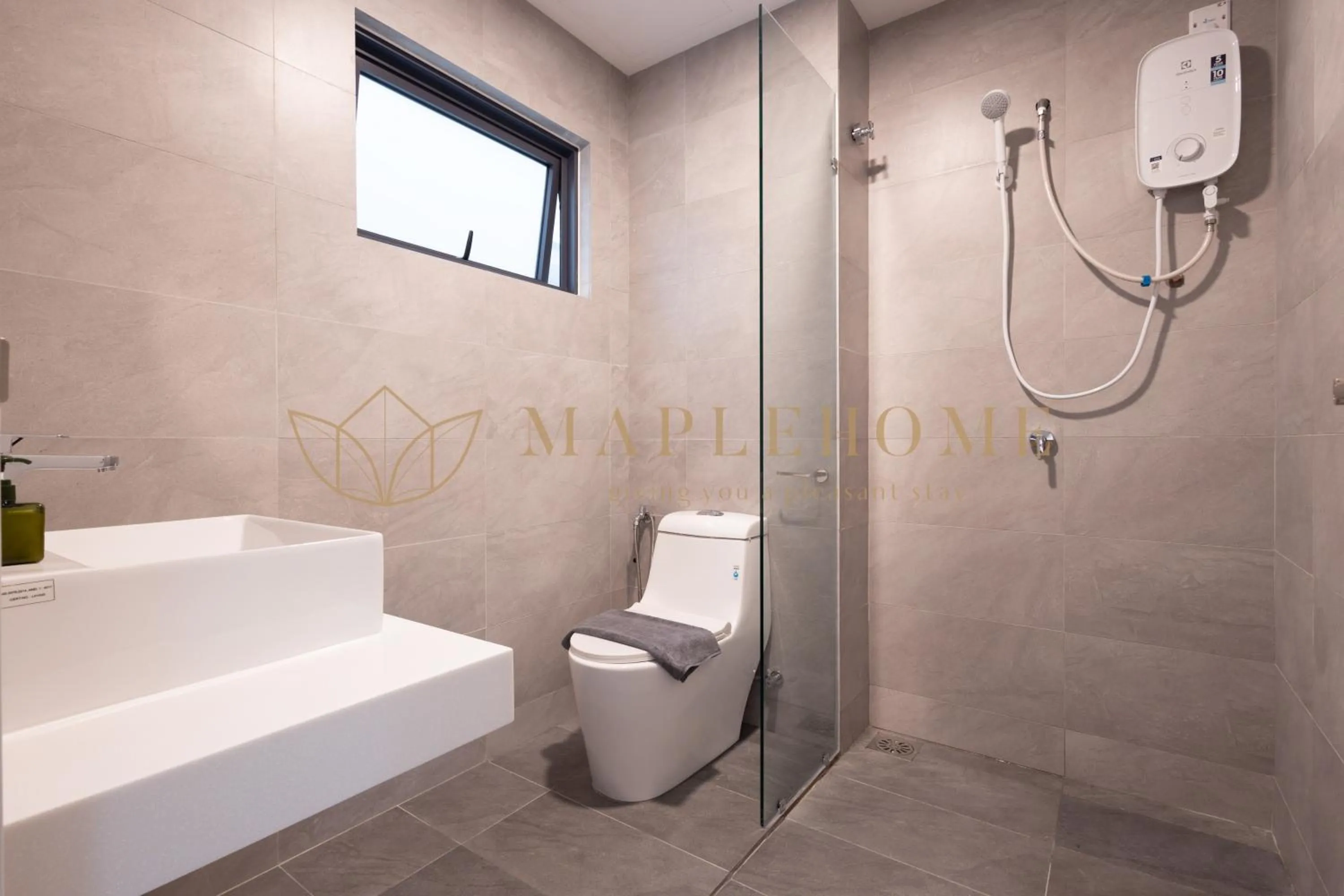 Shower in Sunsuria Forum Premier Suites Setia Alam