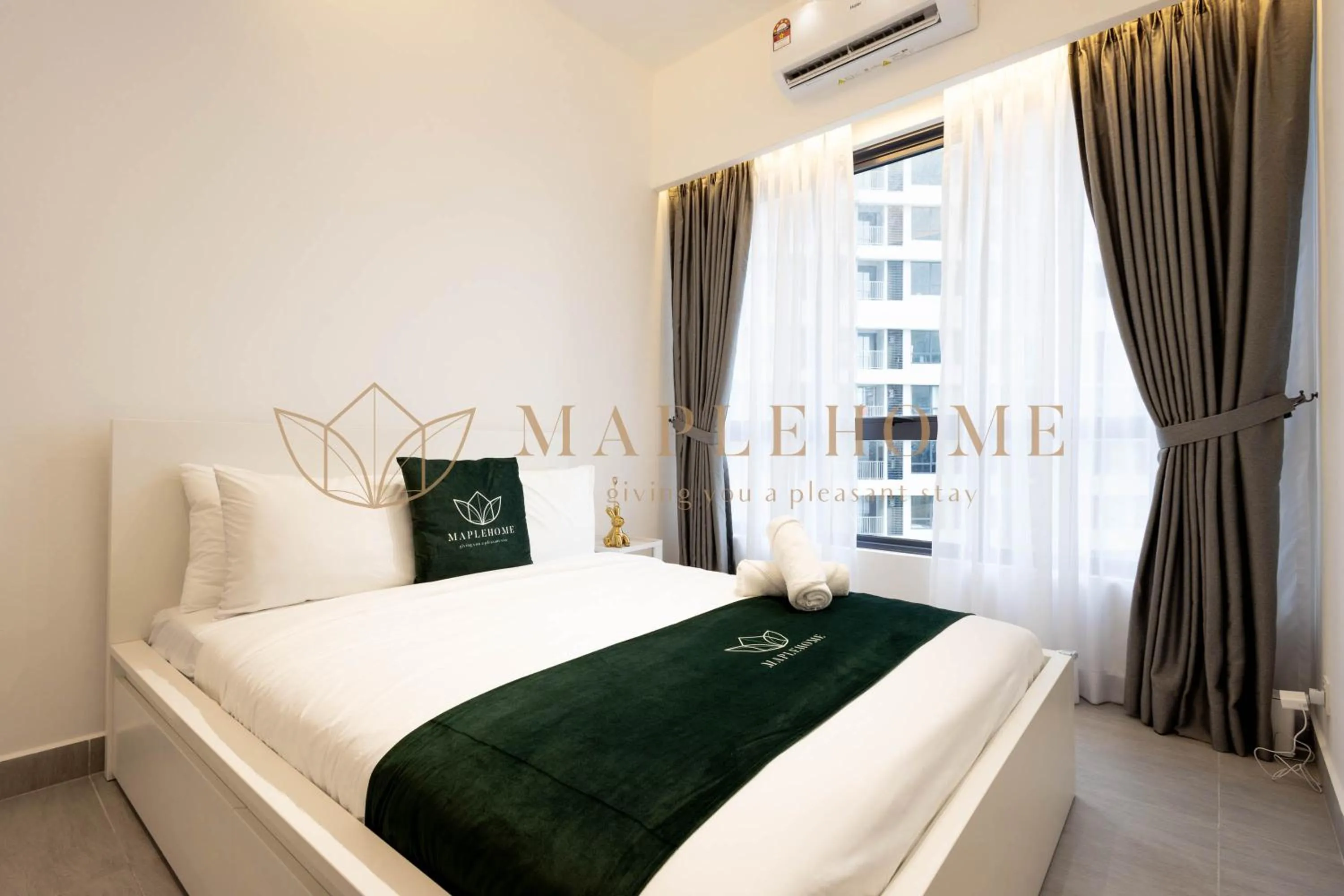 Bed in Sunsuria Forum Premier Suites Setia Alam