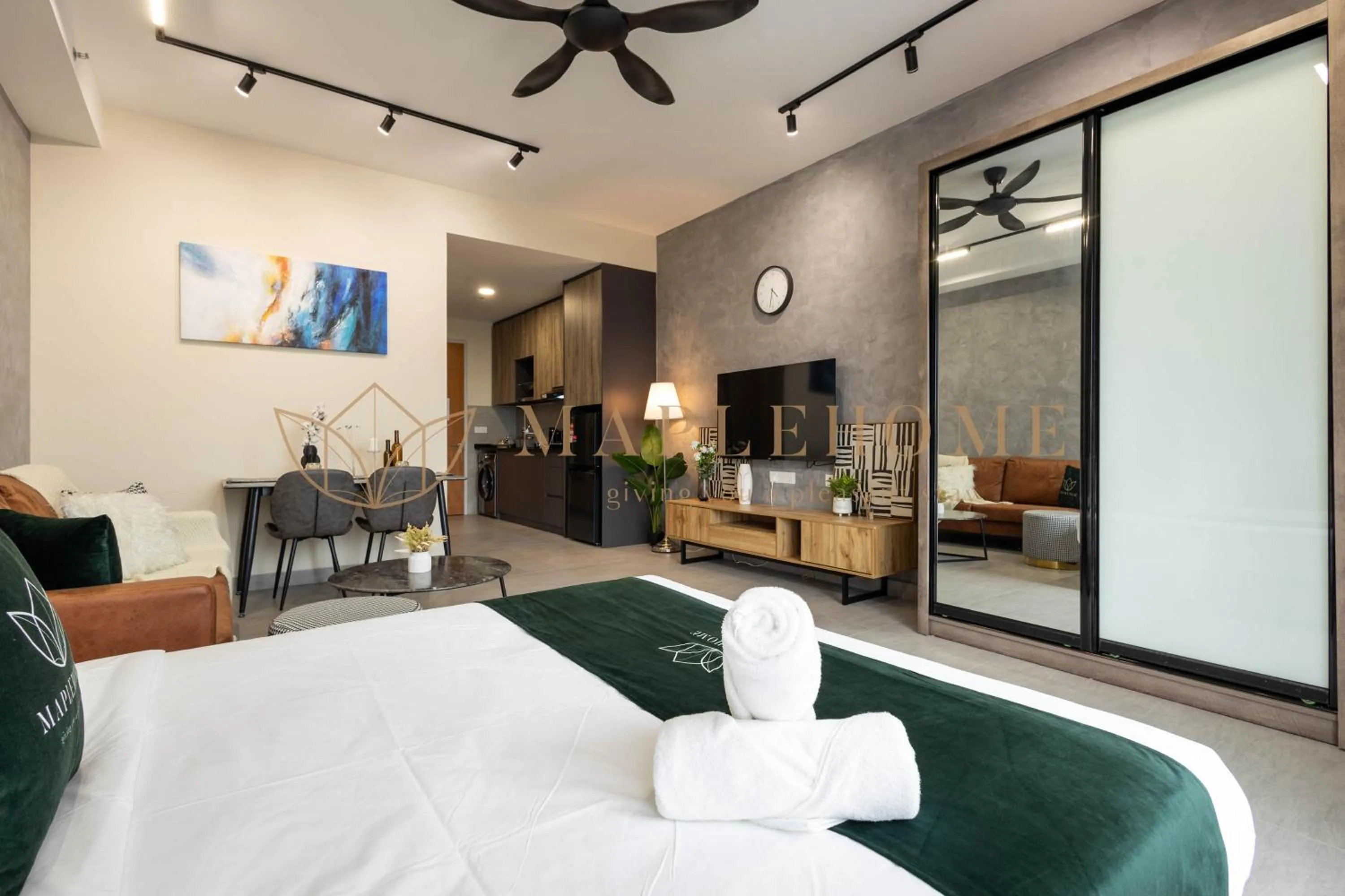 View (from property/room), Bed in Sunsuria Forum Premier Suites Setia Alam