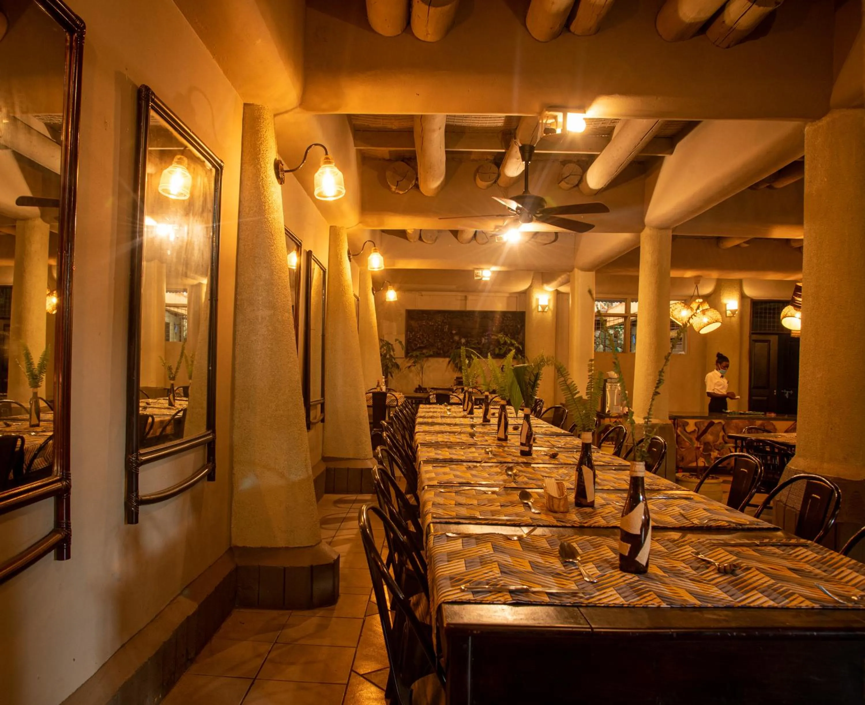 Restaurant/places to eat in Forest Cottages