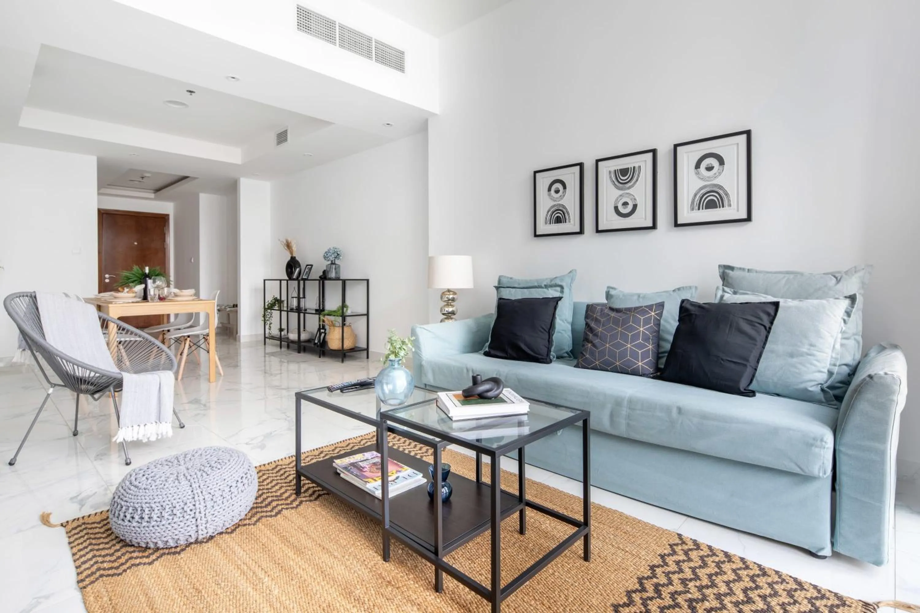 Living room in Frank Porter - Noora Tower