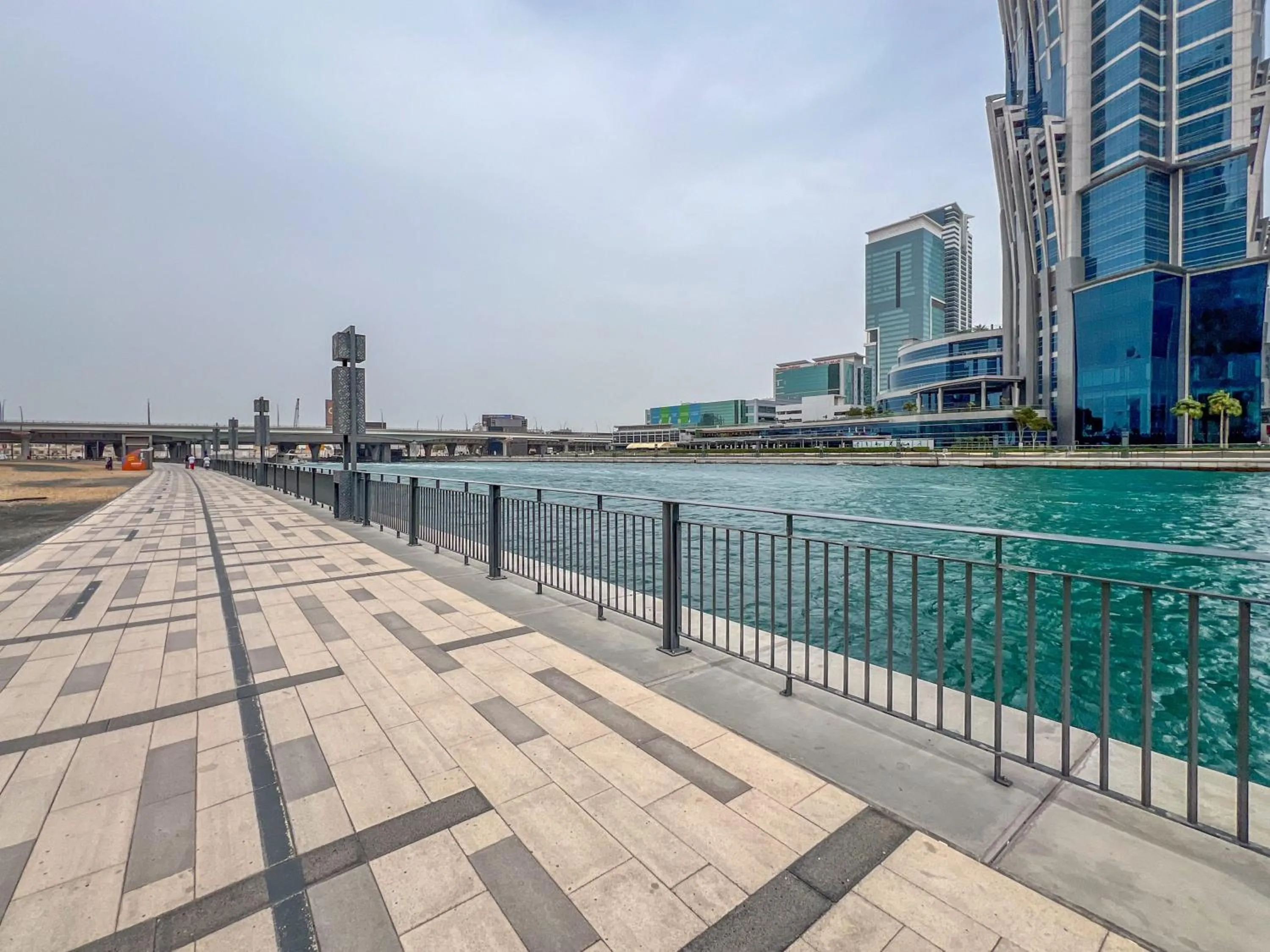 Neighbourhood in Frank Porter - Noora Tower