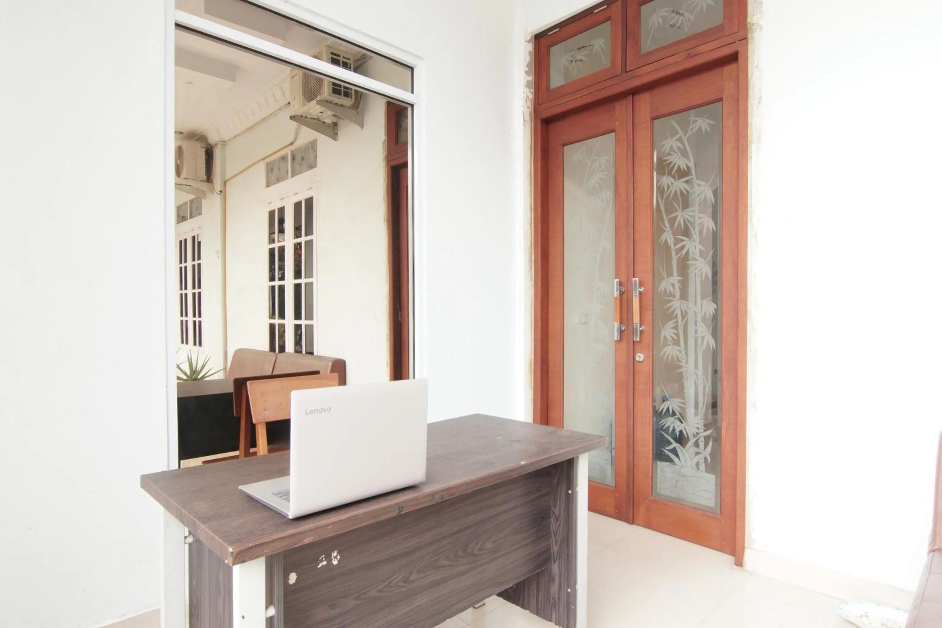 Lobby or reception in Hotel O Kng Homestay Syariah