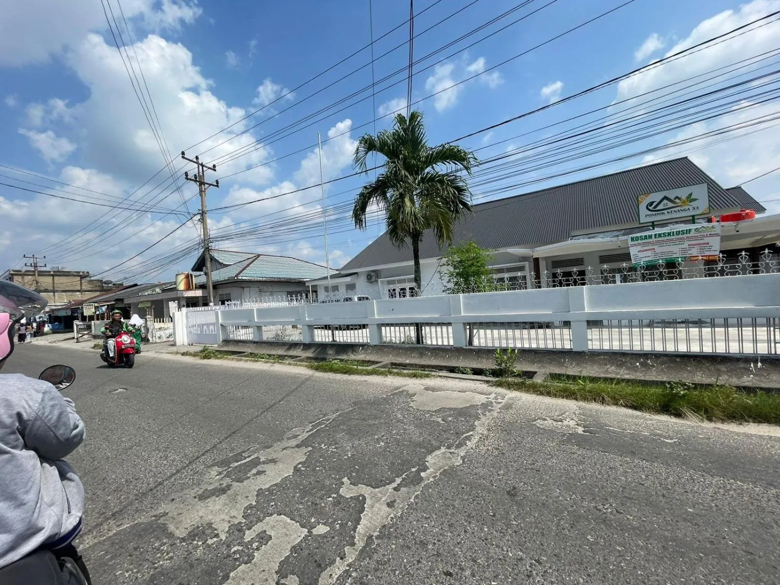Facade/entrance in Hotel O Kng Homestay Syariah