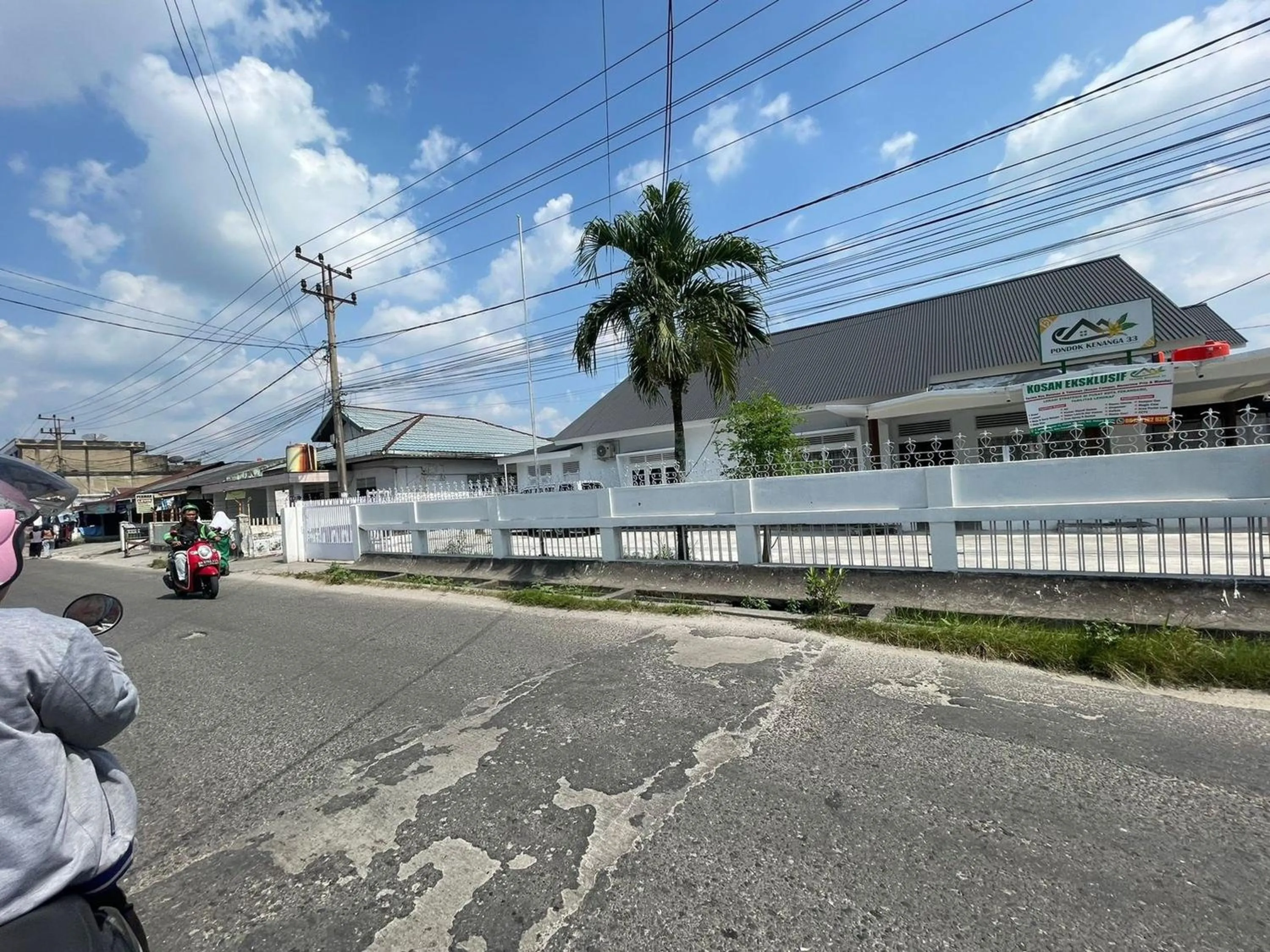 Facade/entrance in Hotel O Kng Homestay Syariah