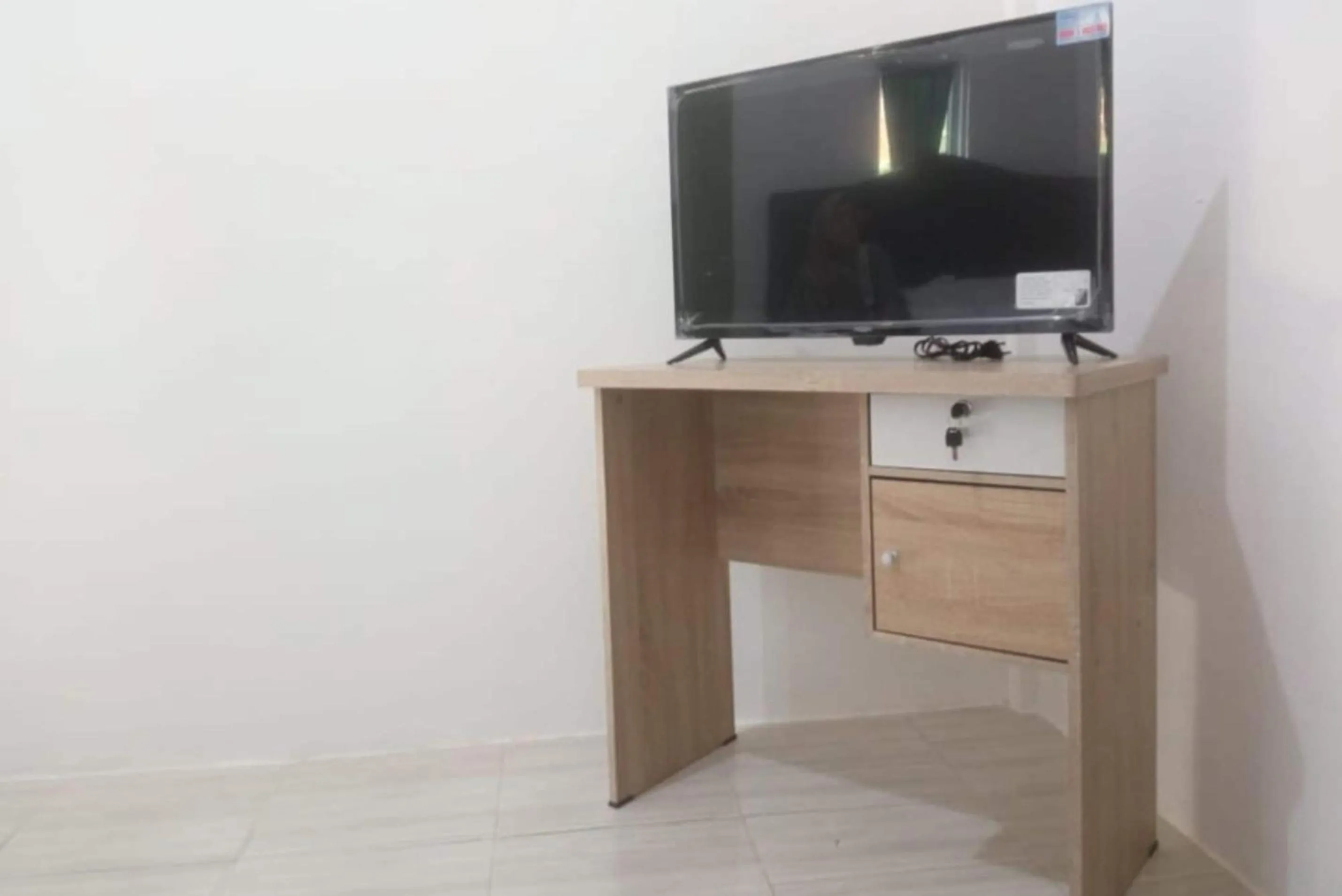 Bedroom in Hotel O Neva Guest House SyariahNearWaduk Cipta Karya