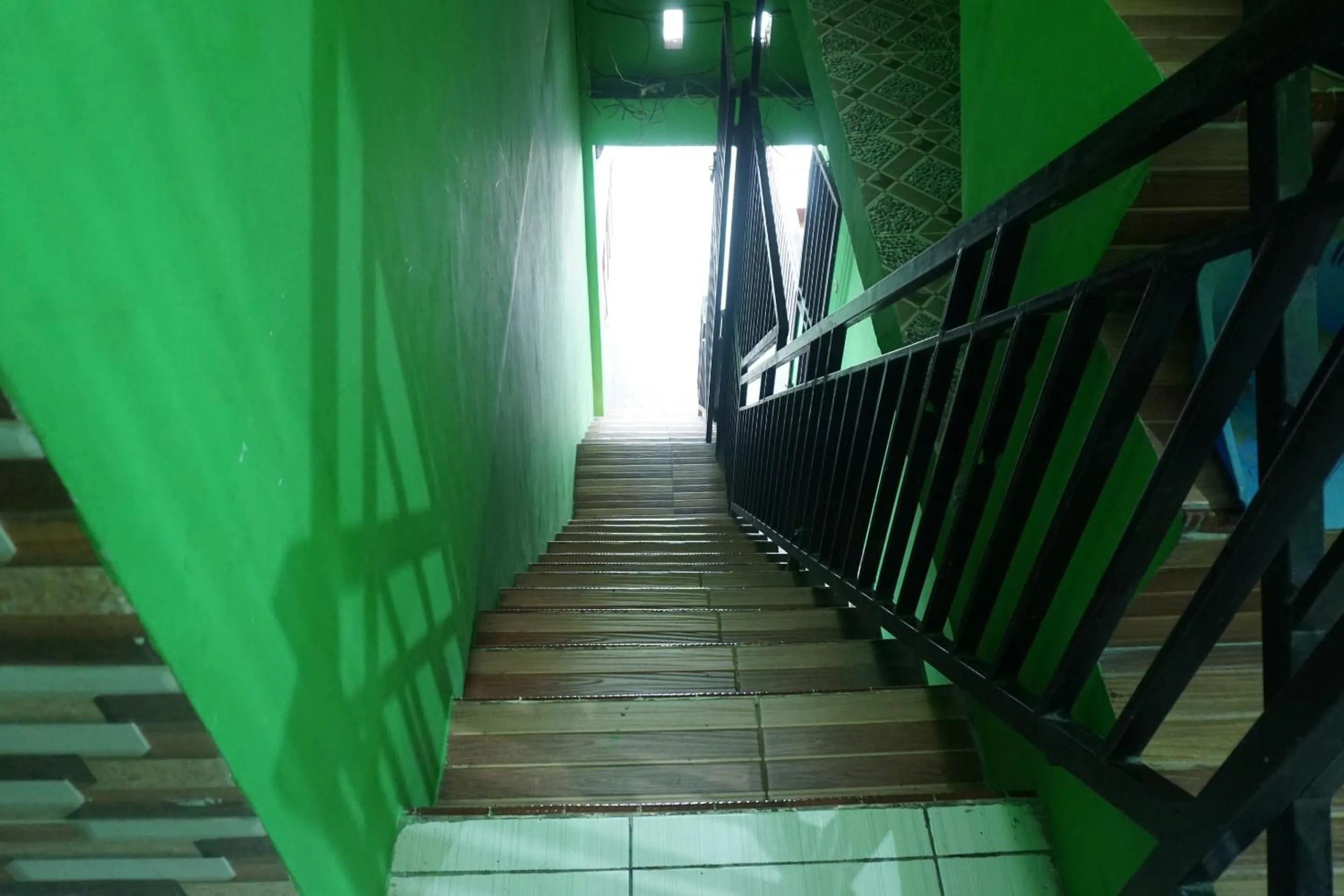 Lobby or reception in OYO 93875 Tifar House Near Lapangan Raja-raja