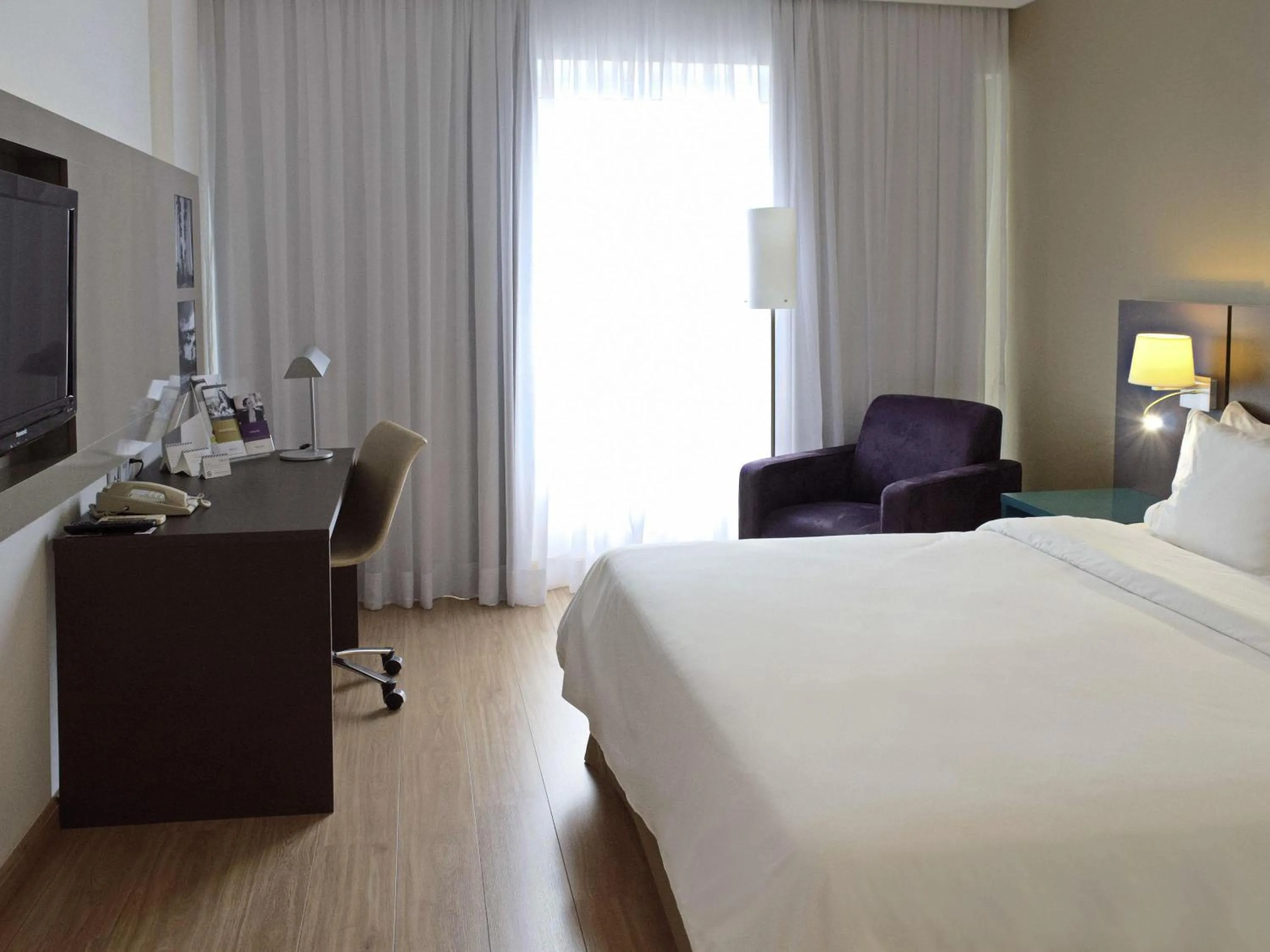 Bedroom, Bed in Mercure Sao Jose dos Campos