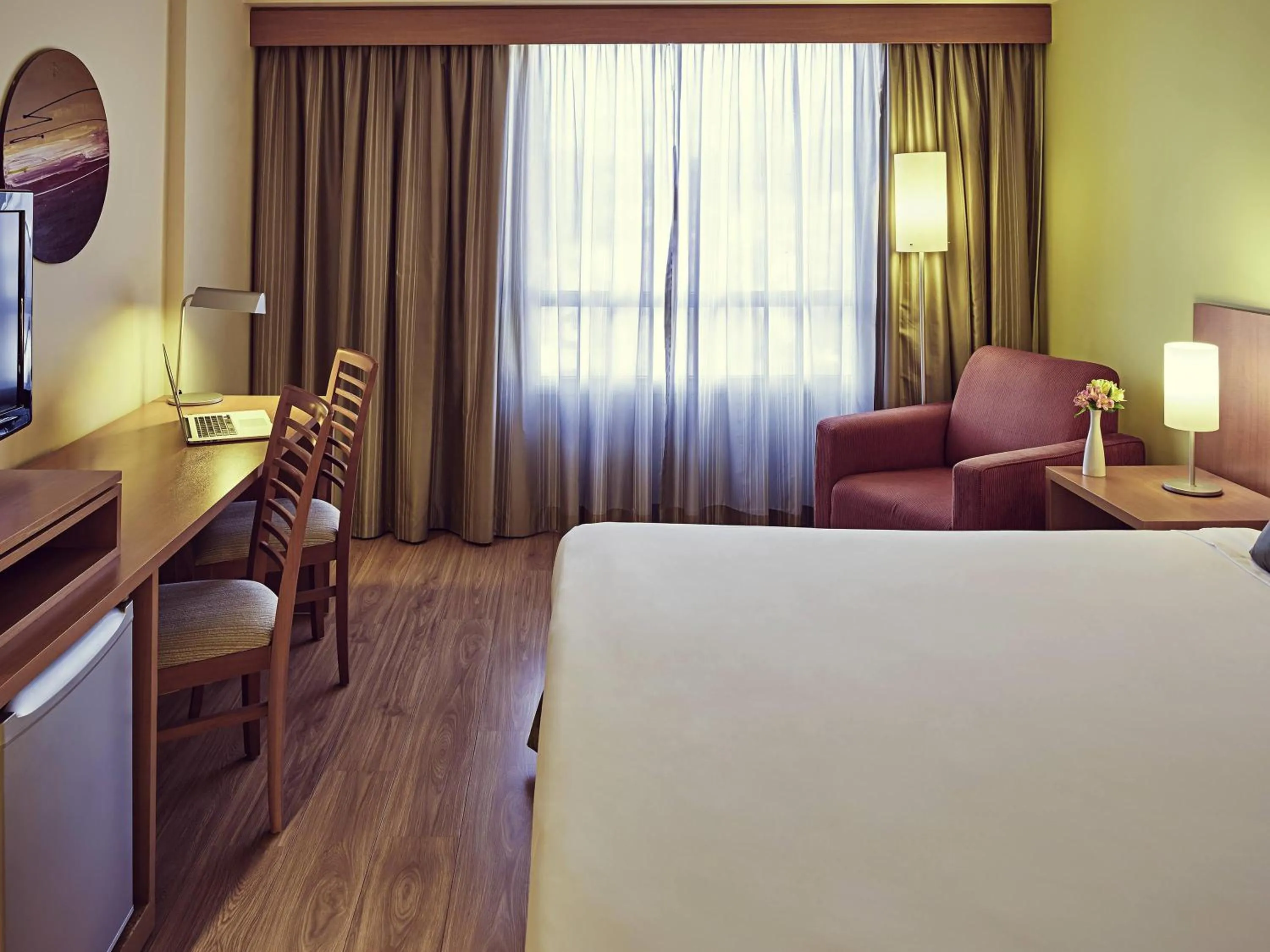 Bedroom, Bed in Mercure Sao Jose dos Campos