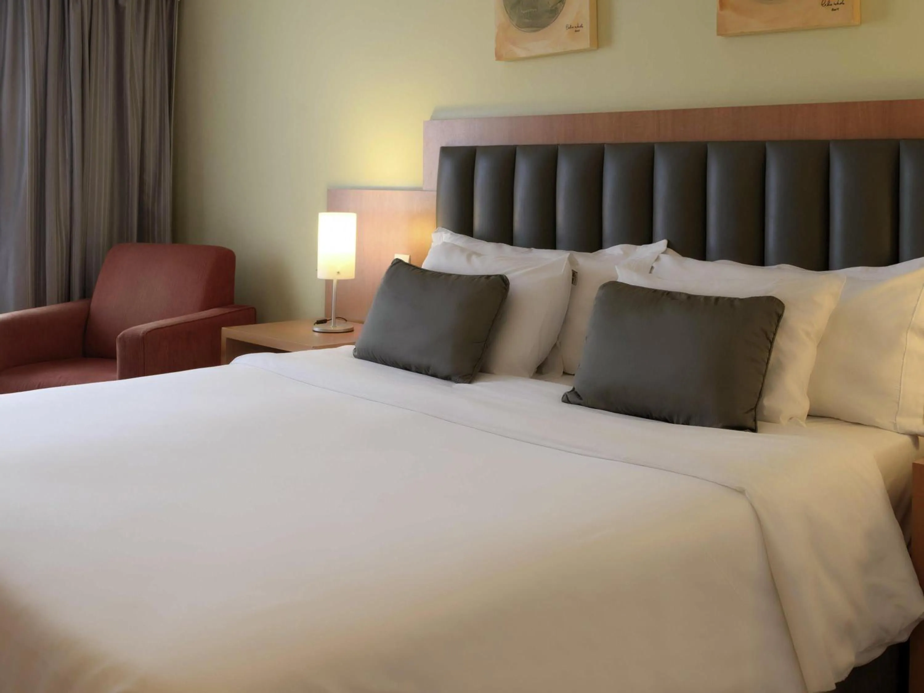 Bedroom, Bed in Mercure Sao Jose dos Campos