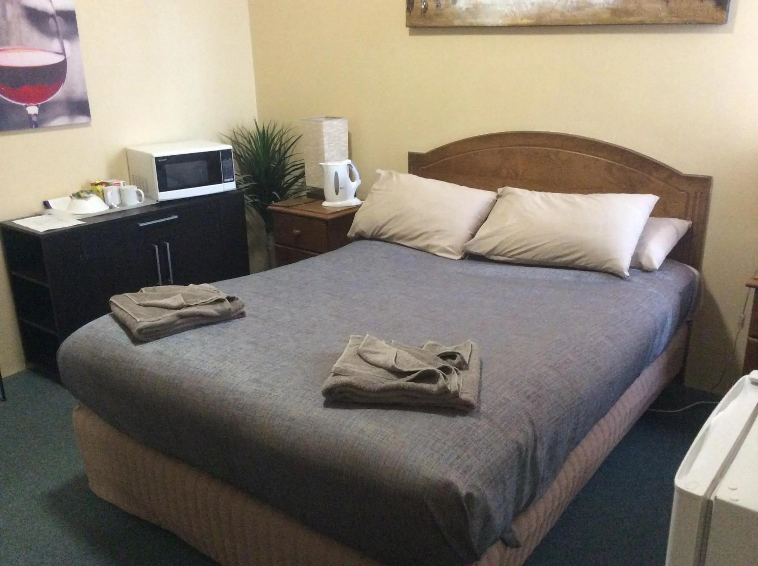 Bed in New Whyalla Hotel