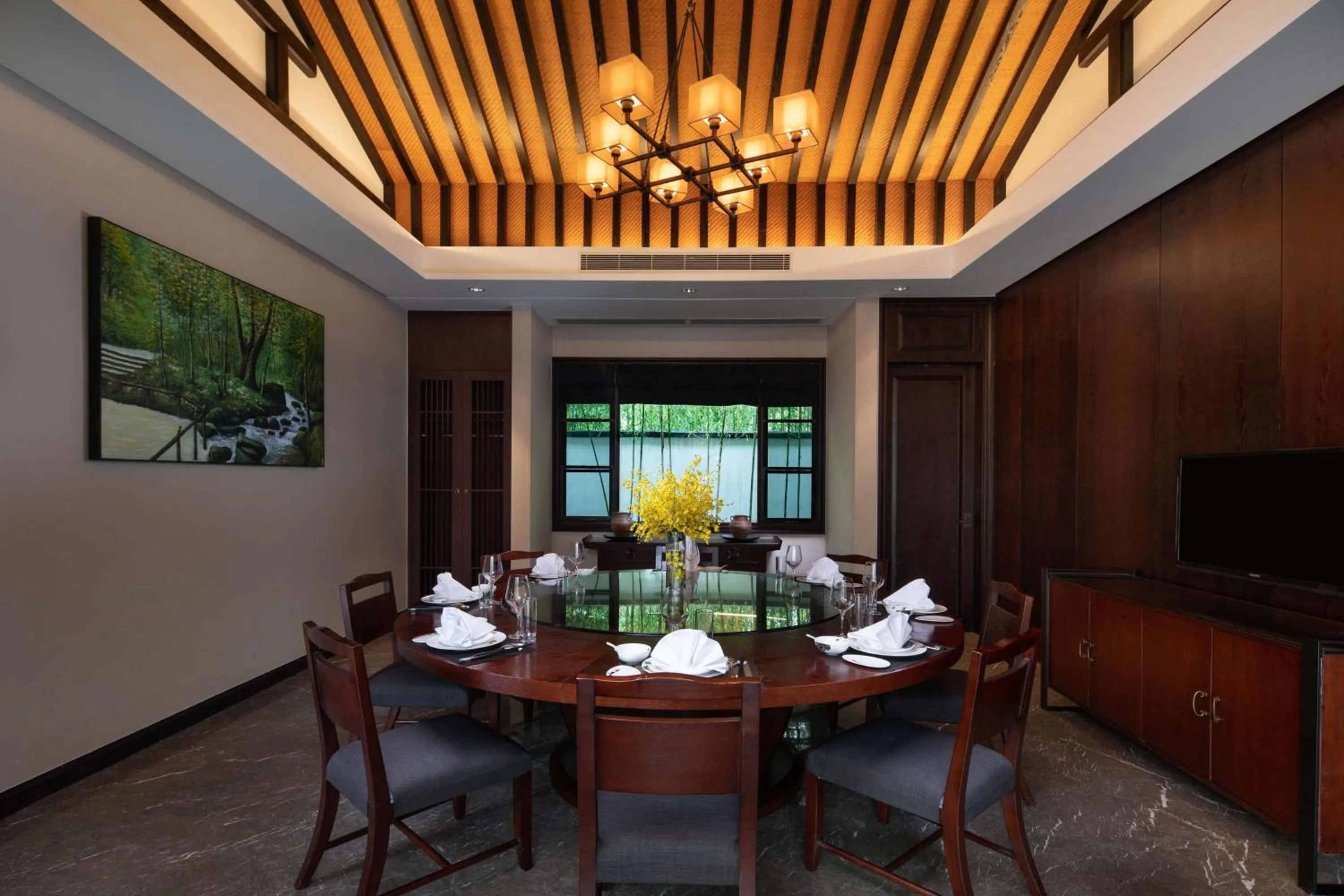 Bedroom in Banyan Tree Tengchong