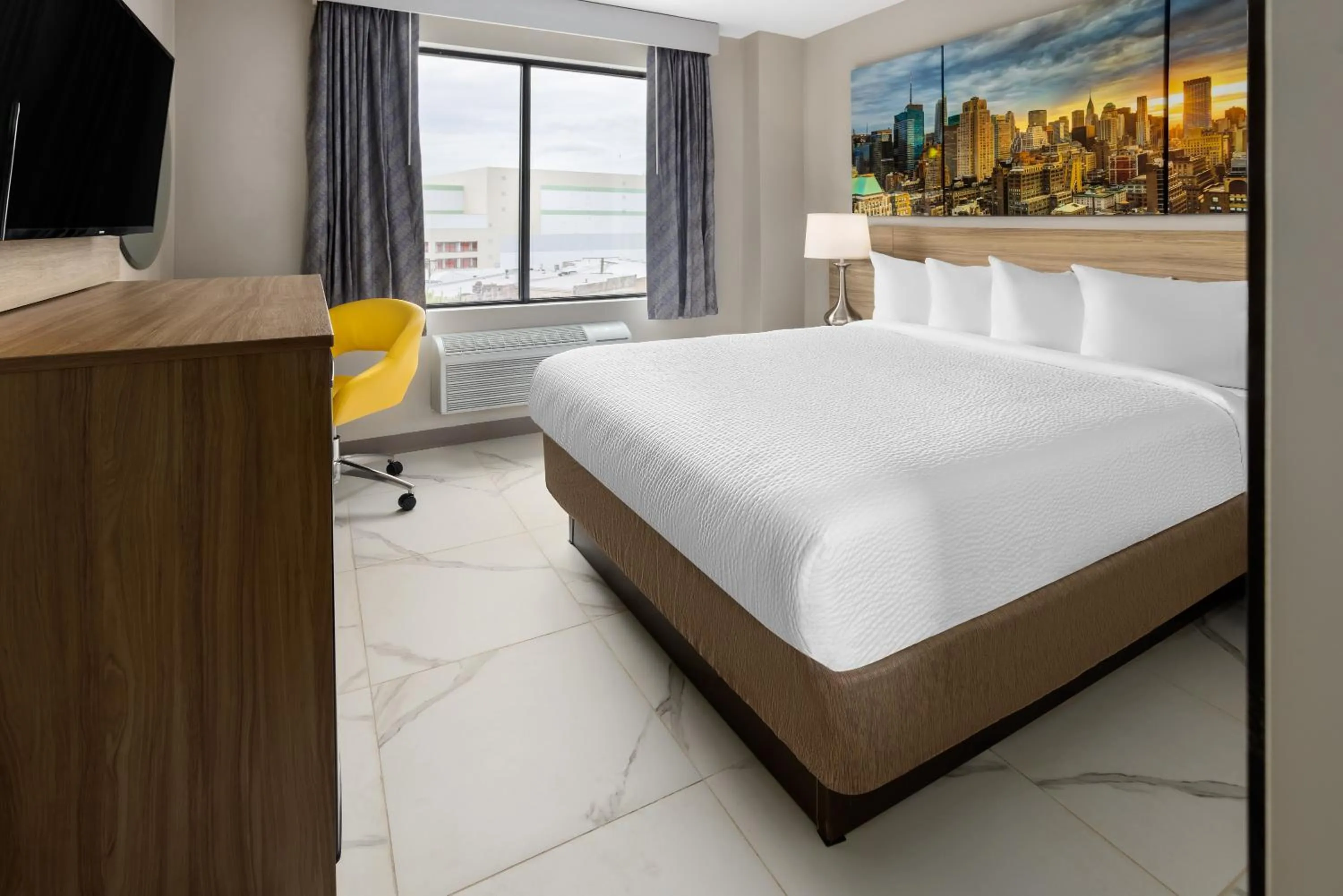 Bed in Days Inn by Wyndham Staten Island