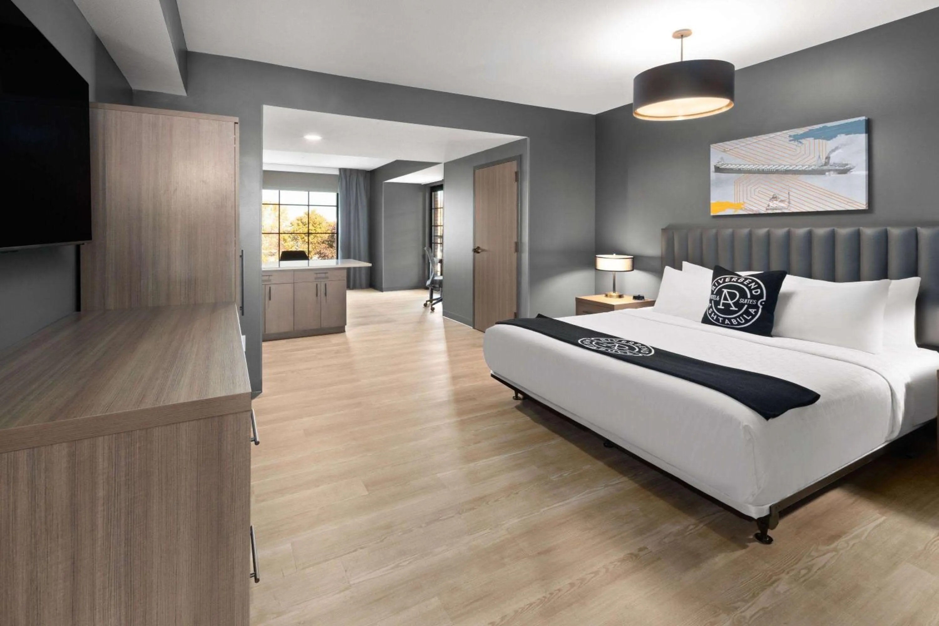 Photo of the whole room, Bed in Riverbend Hotel and Suites, Trademark Collection by Wyndham