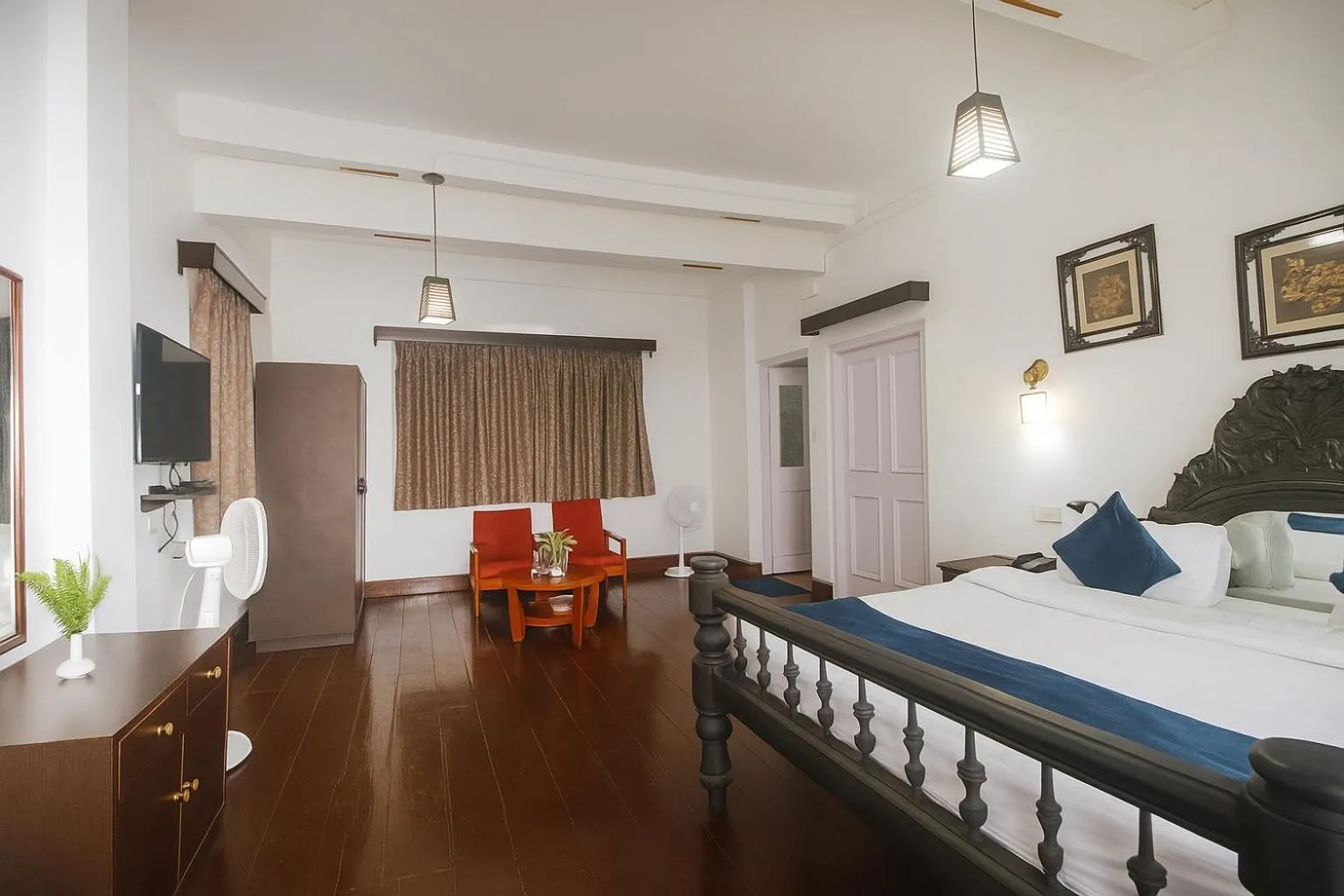 Bedroom, Bed in Central Gleneagles Heritage Resort Former Bungalow of Ex-TATA Chairman Russi Mody The Mall Road Darjeeling