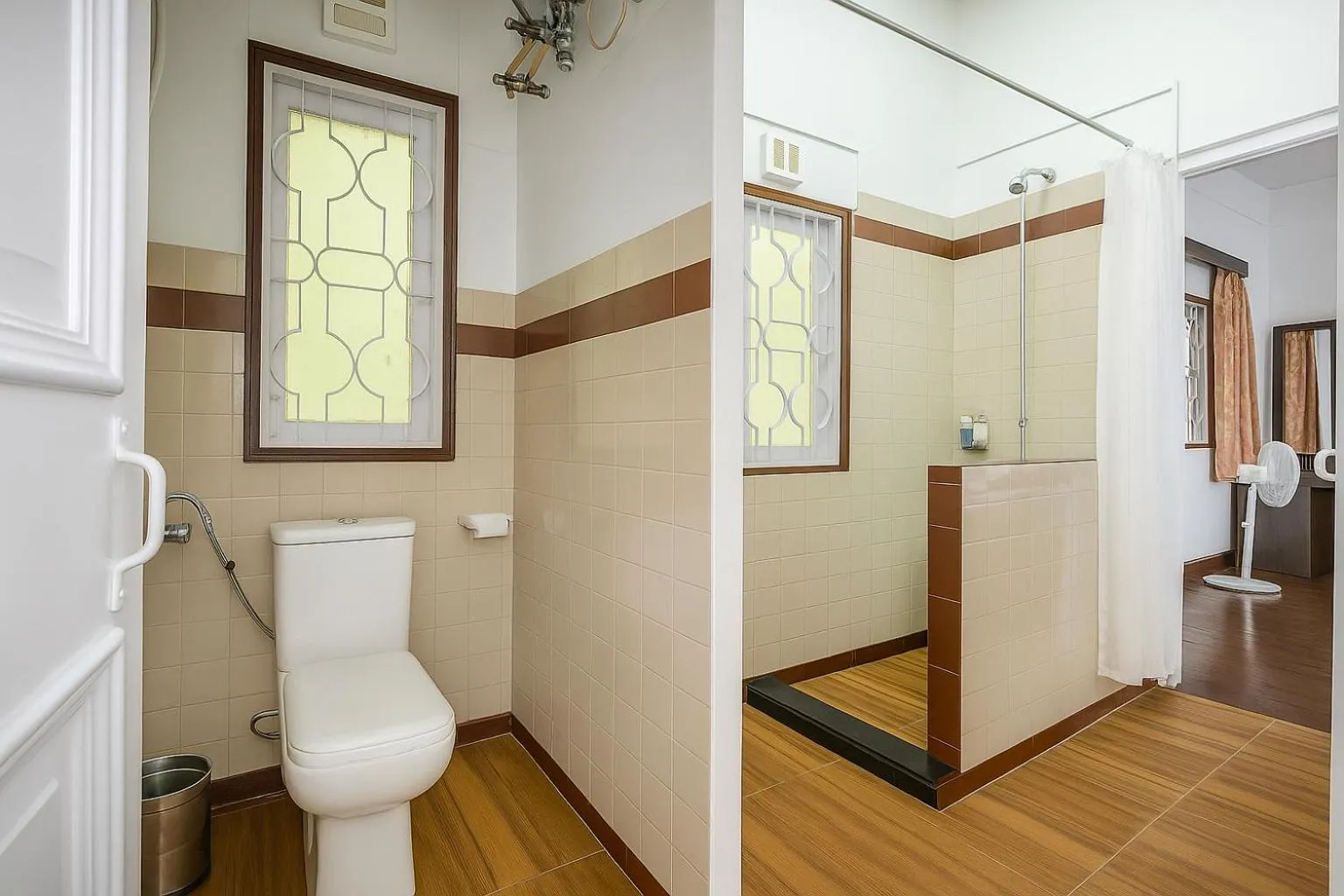 Bathroom in Central Gleneagles Heritage Resort Former Bungalow of Ex-TATA Chairman Russi Mody The Mall Road Darjeeling