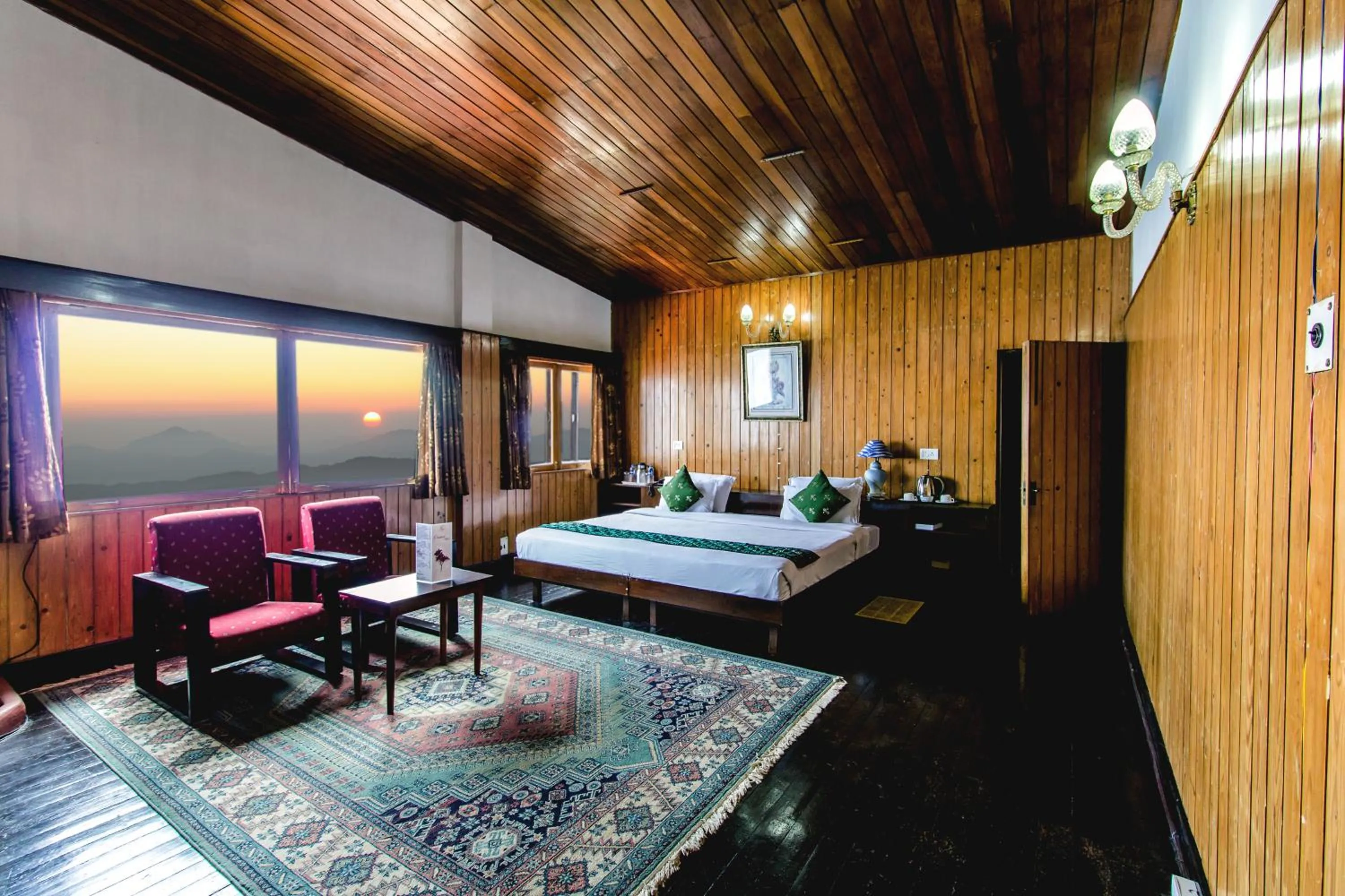 Sunrise, Bed in Central Gleneagles Heritage Resort Former Bungalow of Ex-TATA Chairman Russi Mody The Mall Road Darjeeling