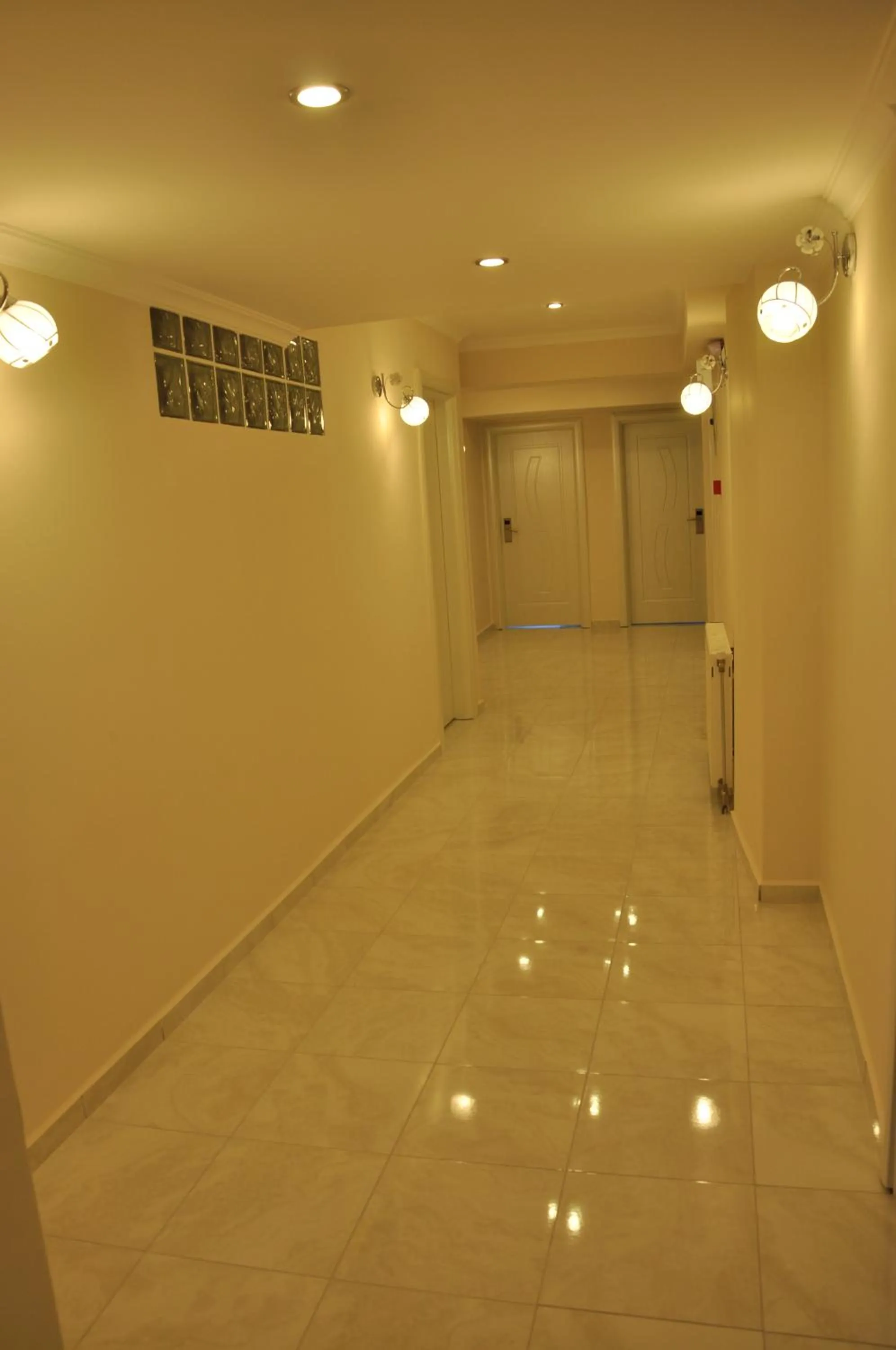 Photo of the whole room in Hotel Iscen