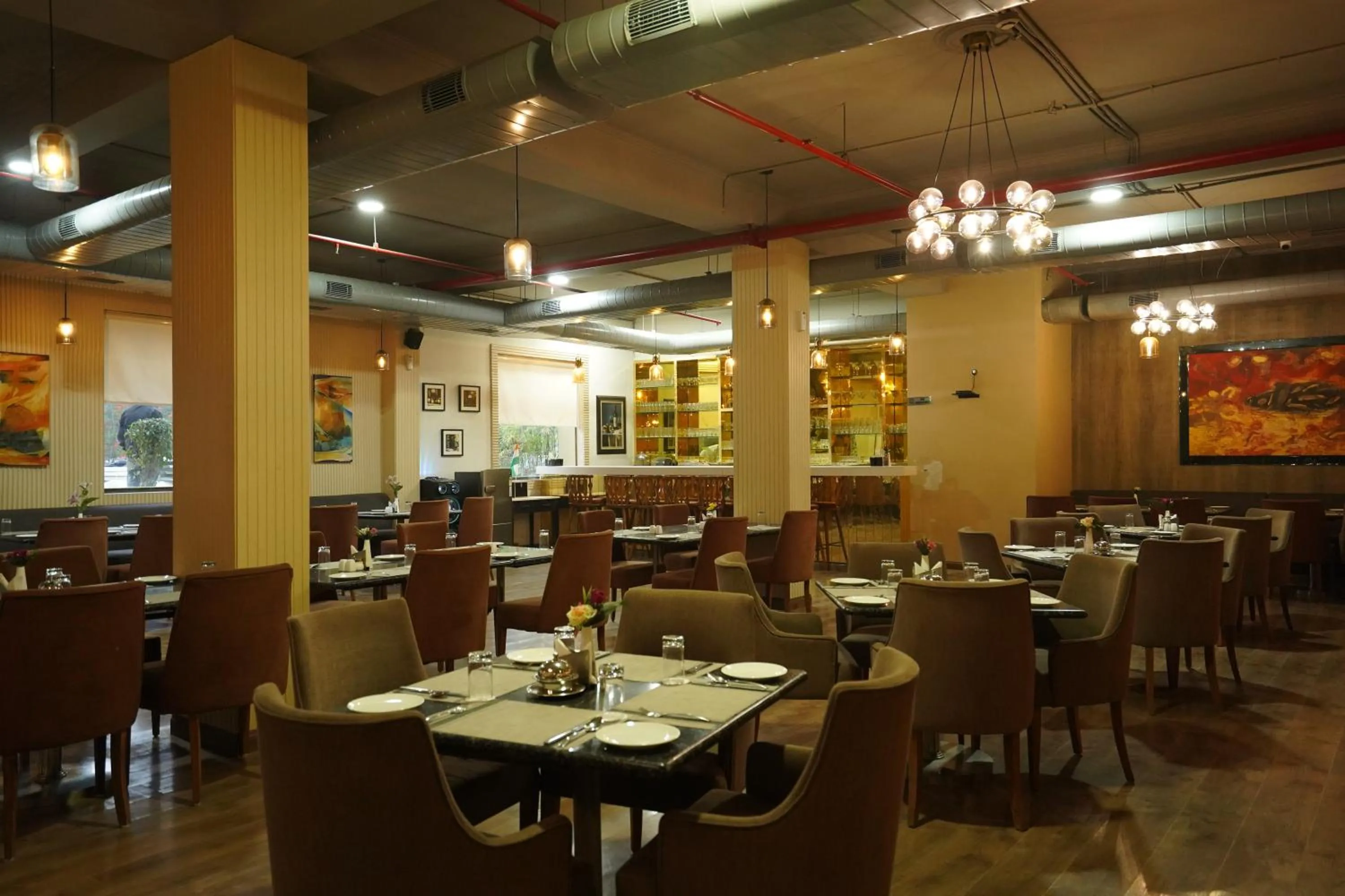 Restaurant/places to eat in Hotel Luxe Opera NH8 - 7km from IGI Airport Delhi