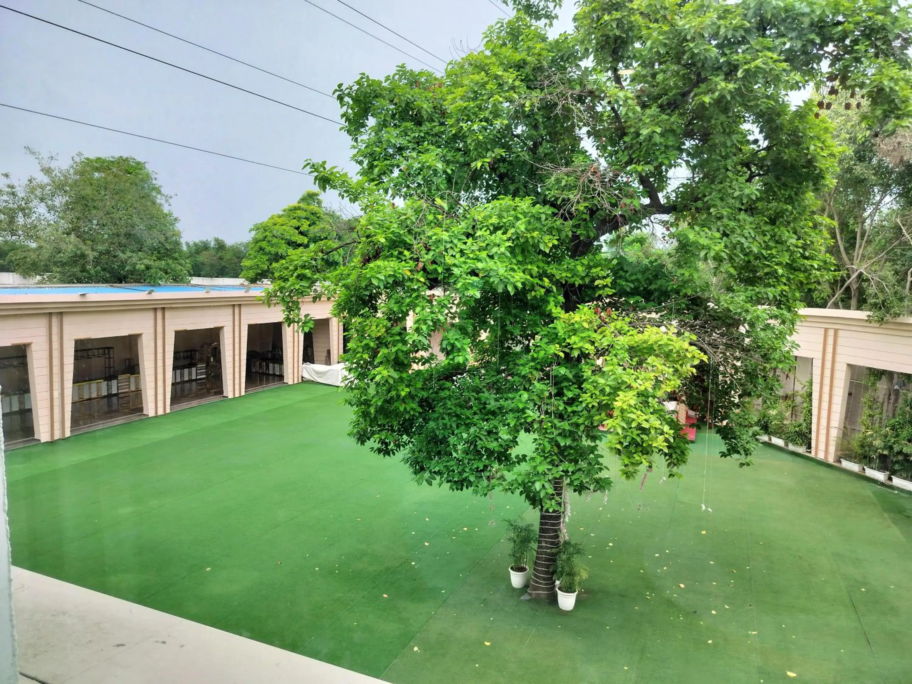 Banquet/Function facilities in Hotel Luxe Opera NH8 - 7km from IGI Airport Delhi