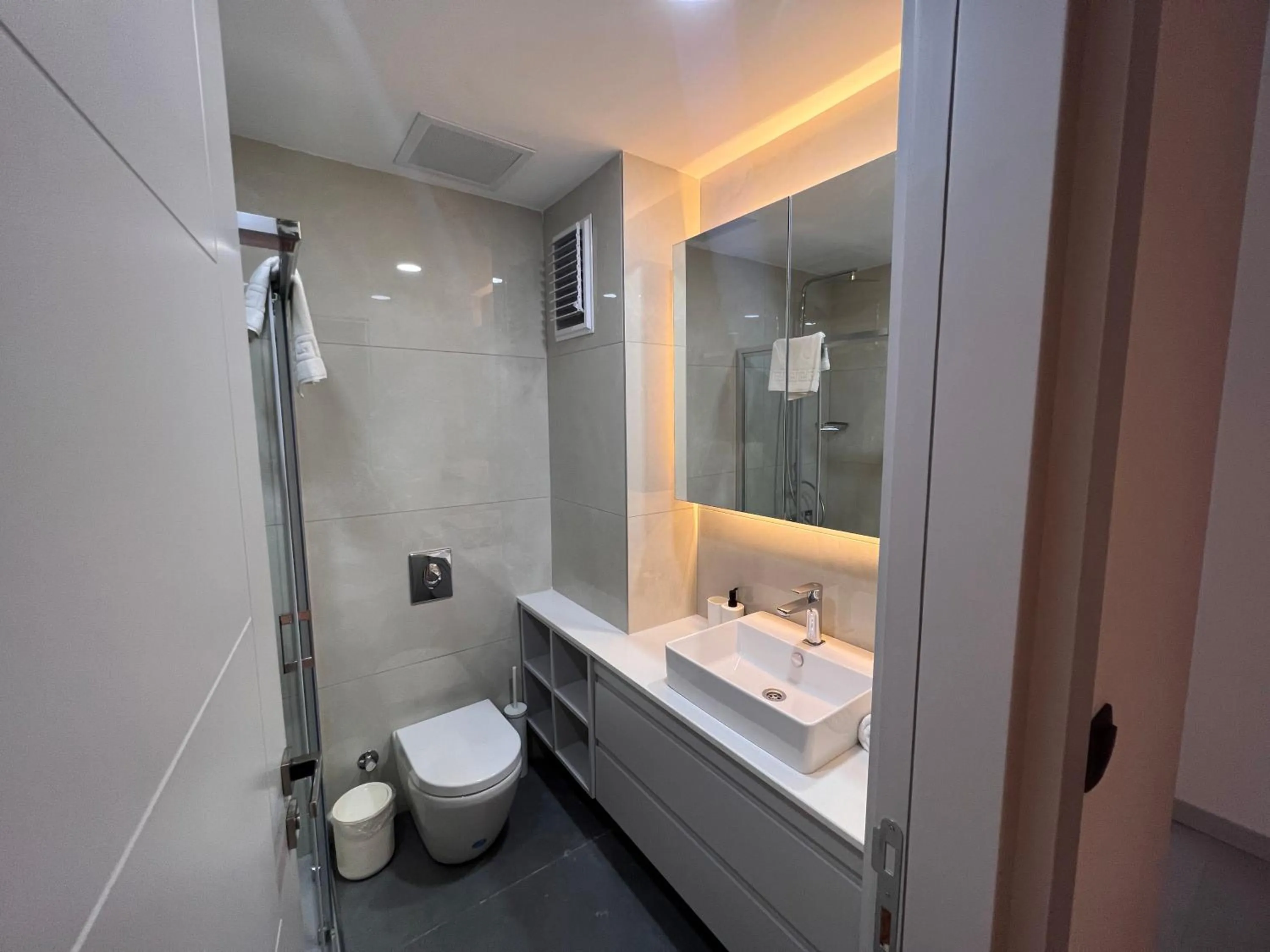 Shower in Ulu Panorama Residence