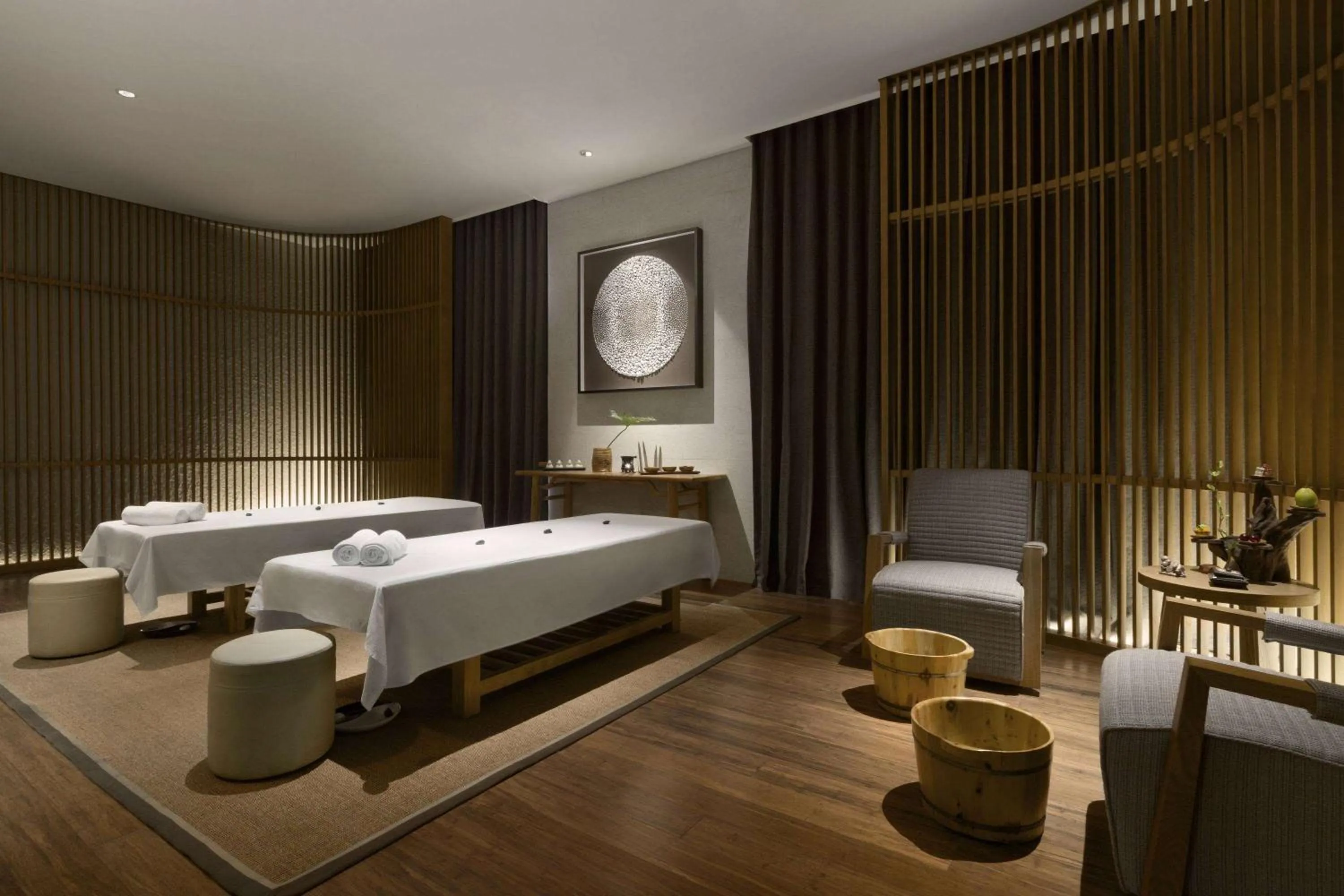Spa and wellness centre/facilities, Bed in Wyndham JinJiang Hotel