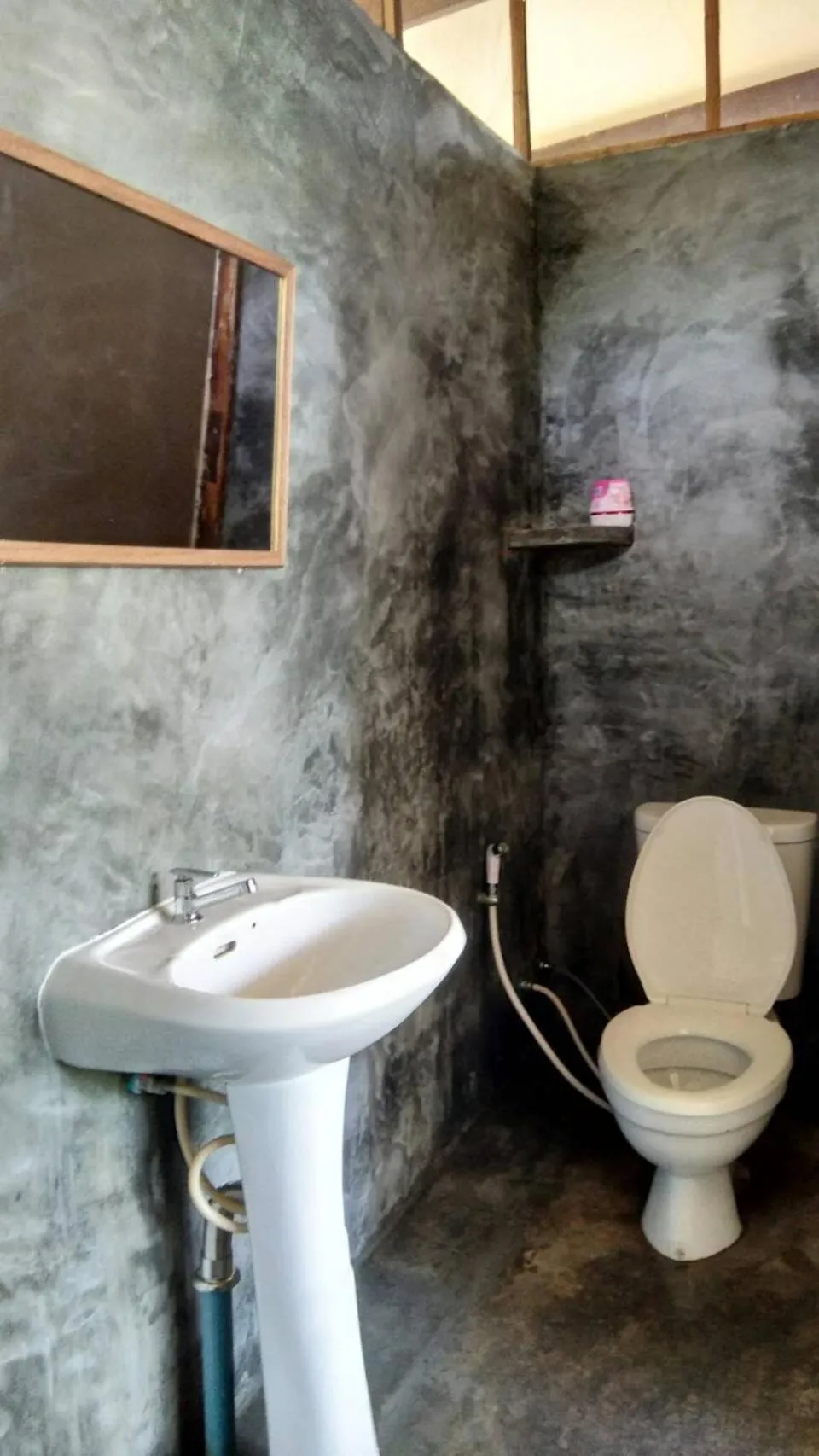 Bathroom in Ban Bang Home Resort