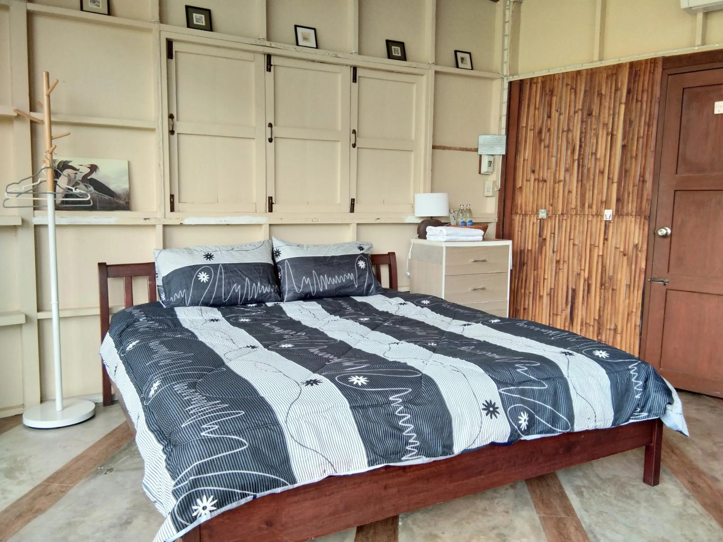 Photo of the whole room, Bed in Ban Bang Home Resort