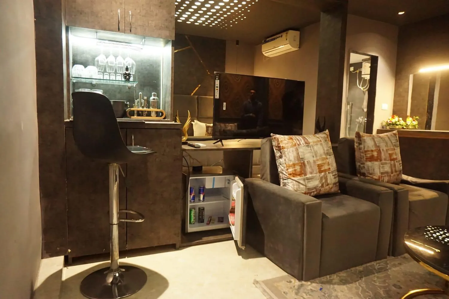 oven in The Havelock Hotel, Vijay Nagar