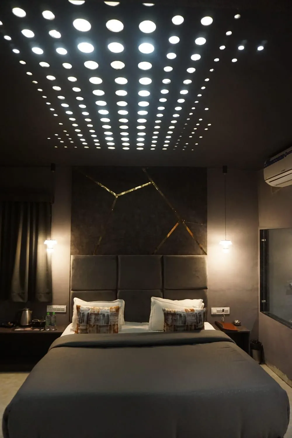 View (from property/room), Bed in The Havelock Hotel, Vijay Nagar