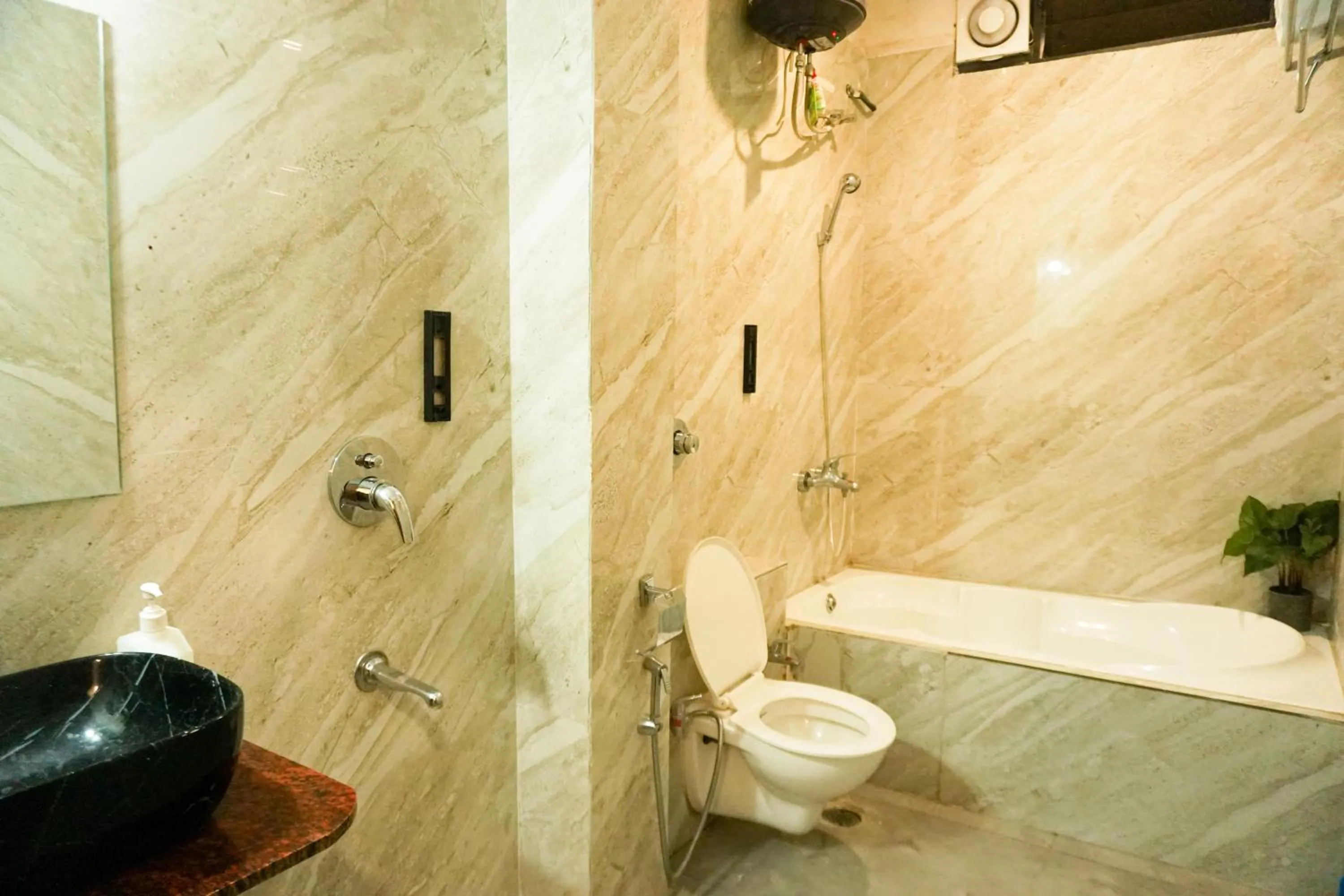 Bathroom in The Havelock Hotel, Vijay Nagar
