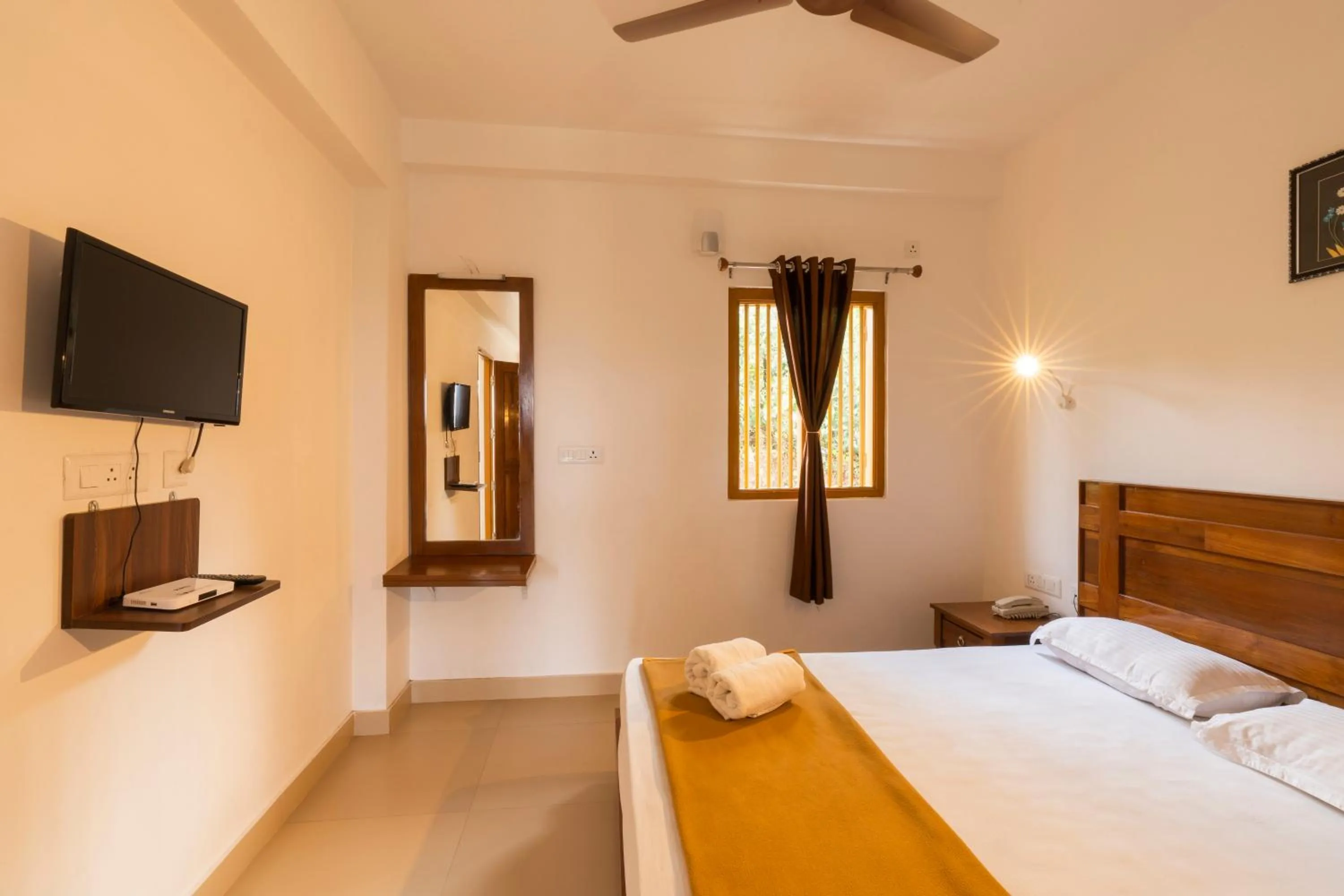 Bed in Winter Vale Green Stay Resorts