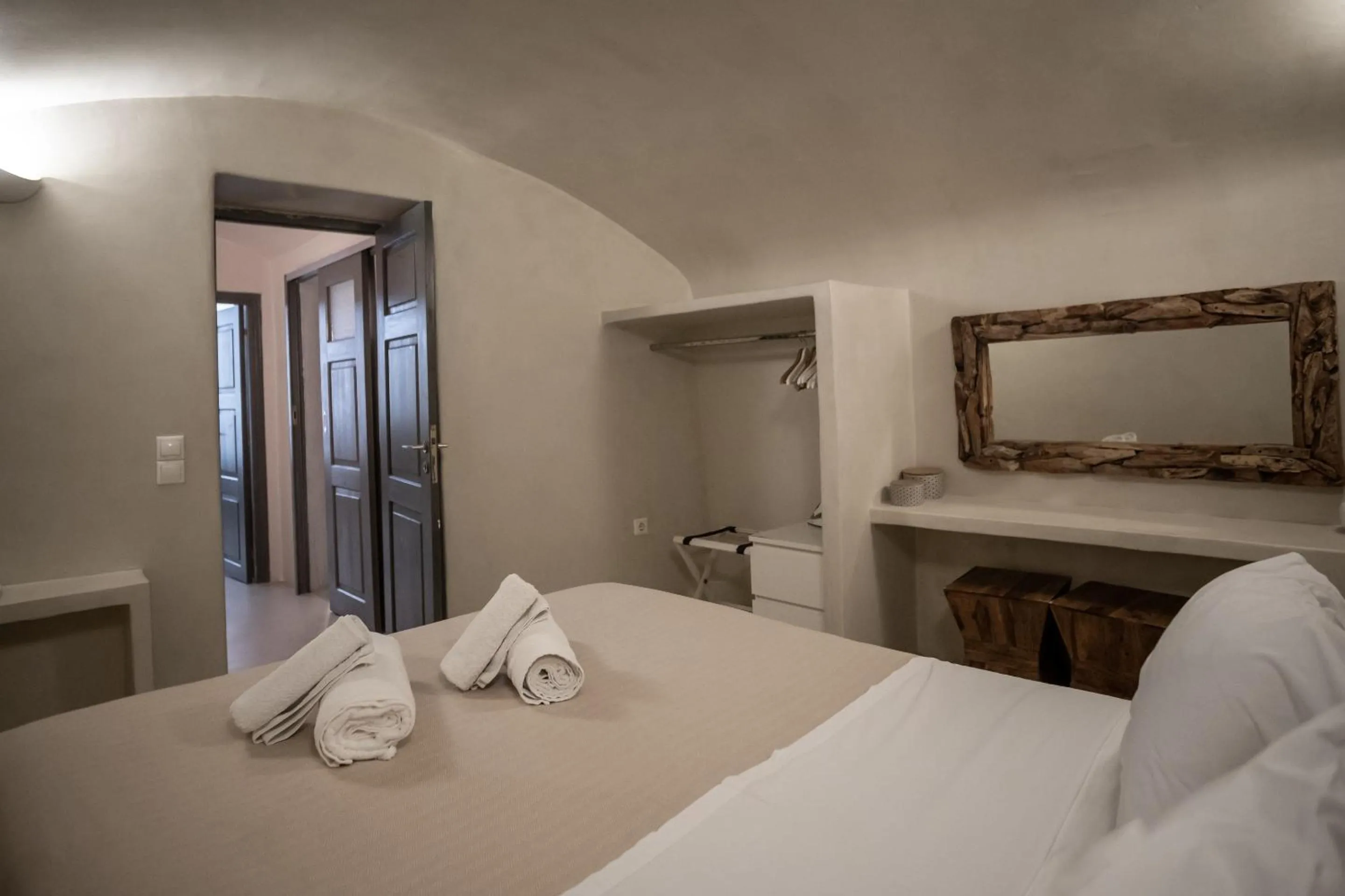 Bedroom, Bed in Alafouzou Cave Loft