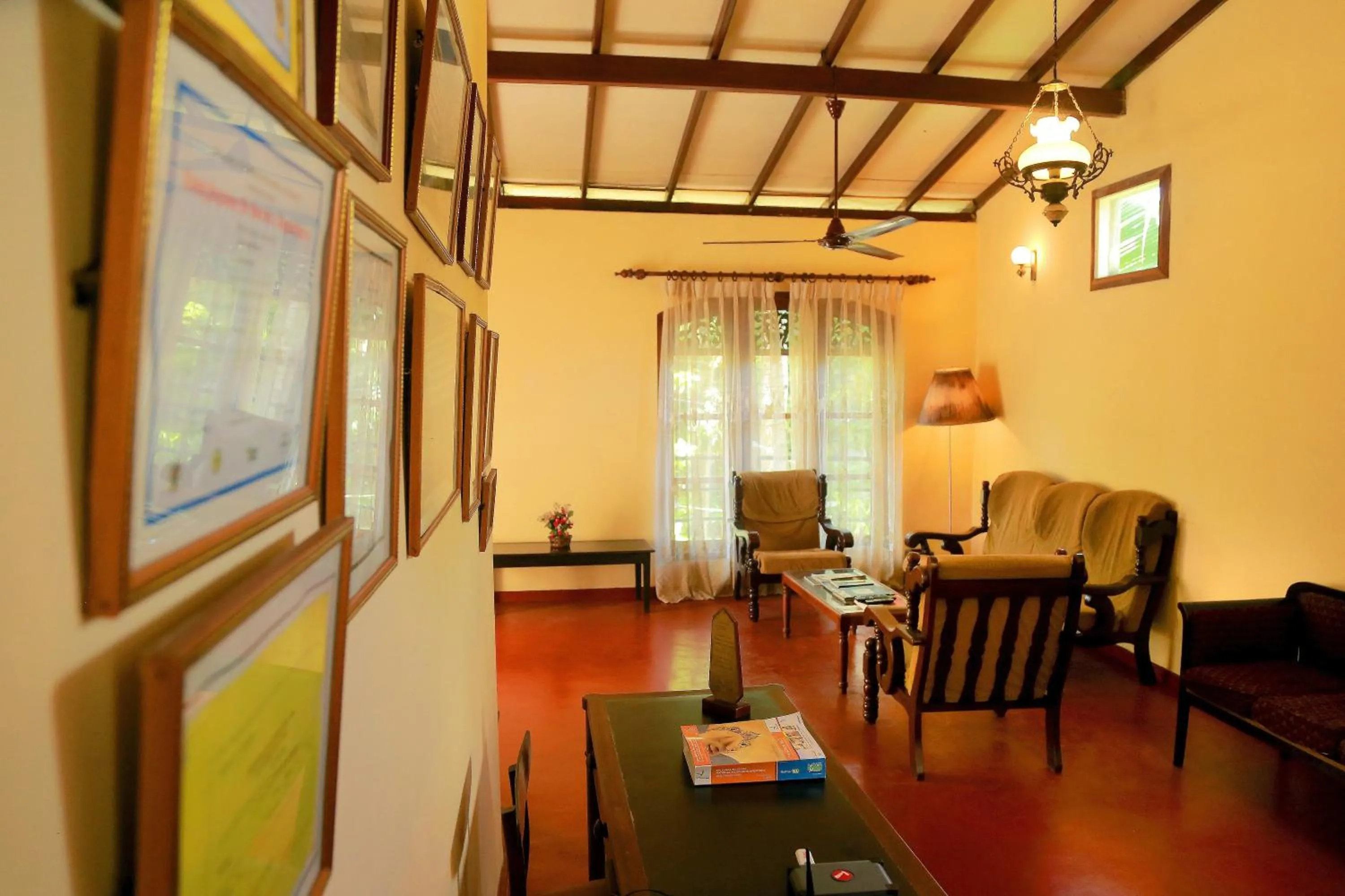 Holiday Nest Bed & Breakfast