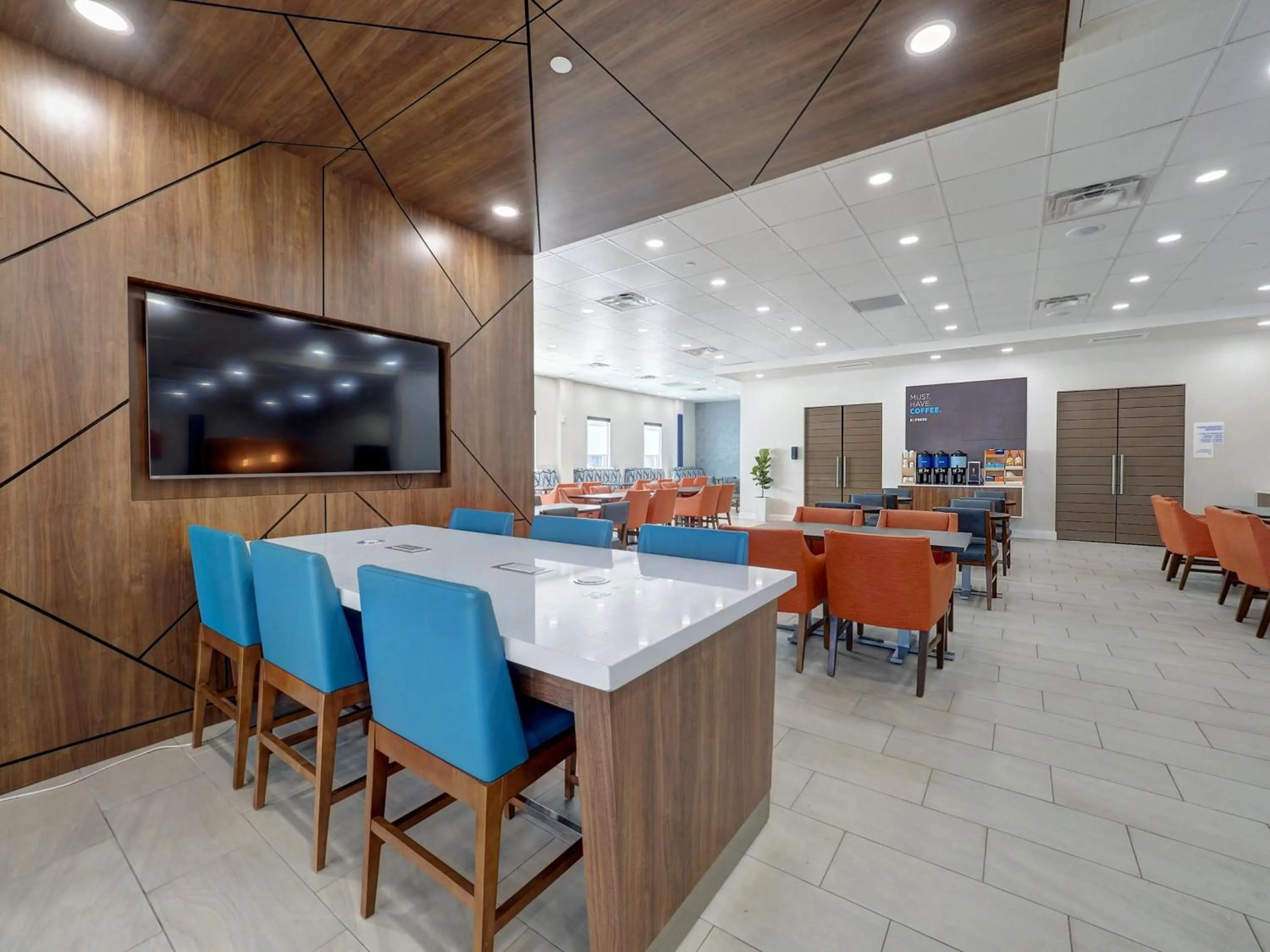 Breakfast in Holiday Inn Express Corpus Christi - Beachfront by IHG