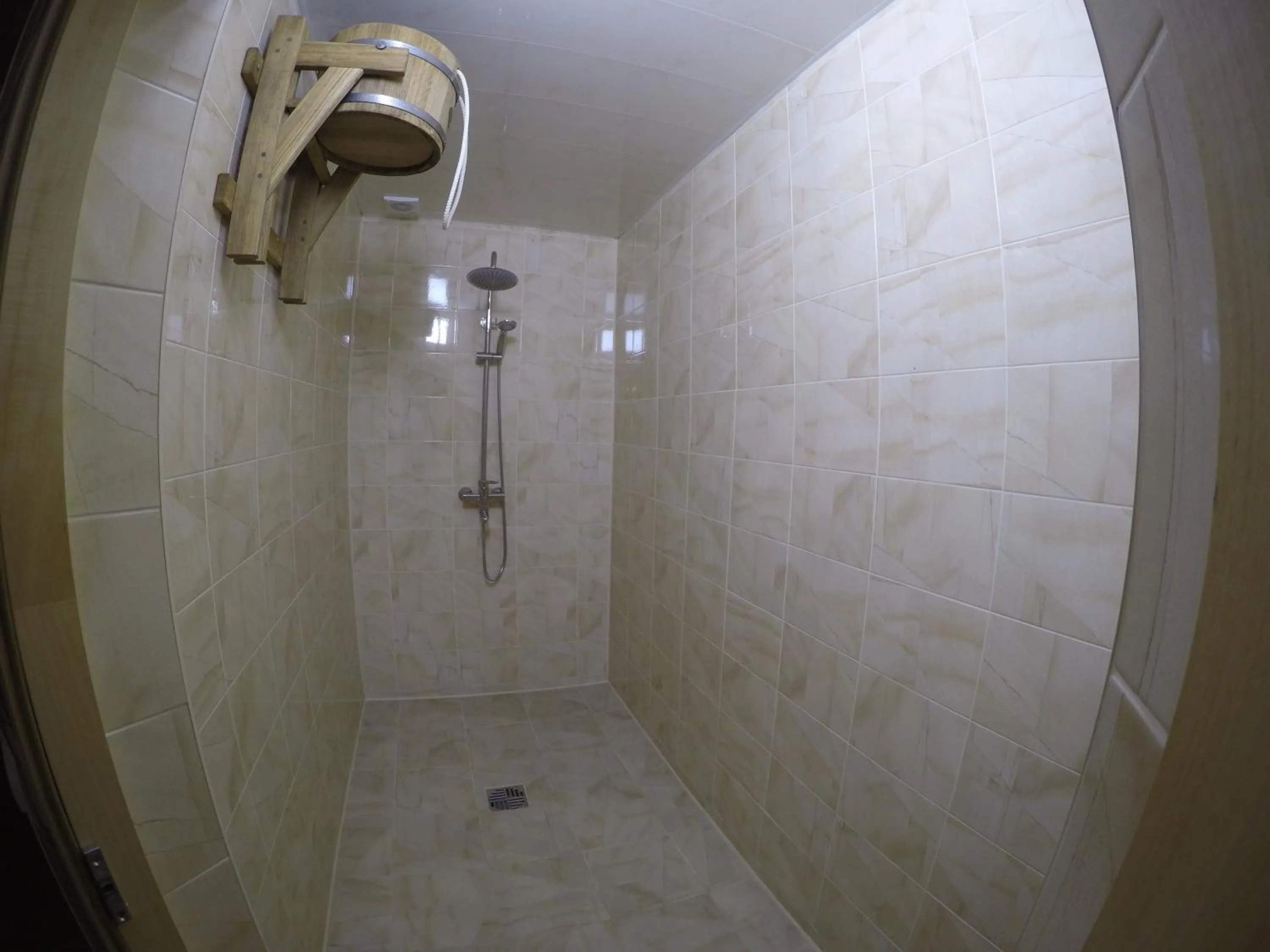 Shower in Lavina Hotel