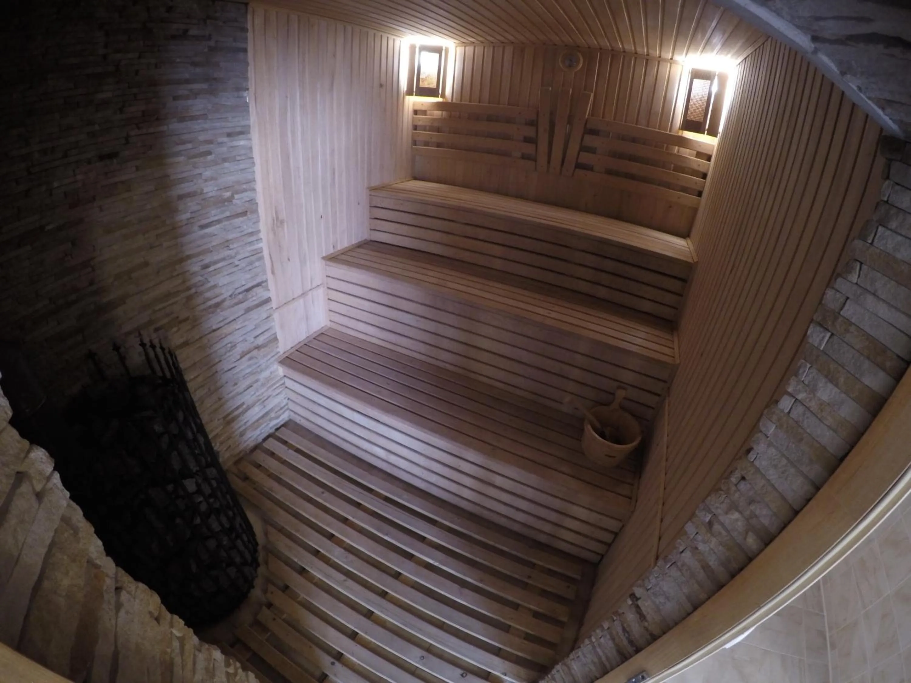 Sauna in Lavina Hotel