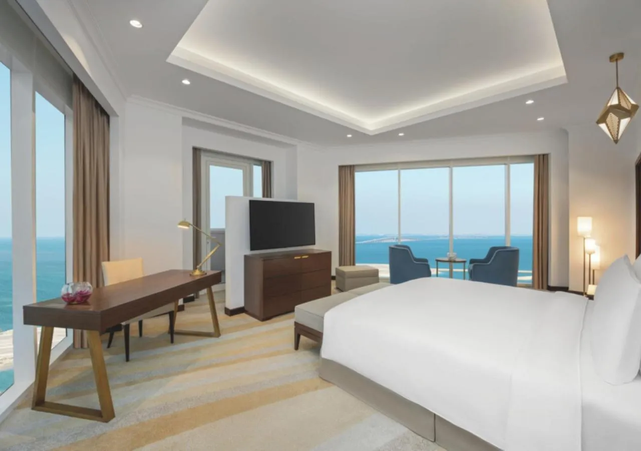 Natural landscape, Bed in Hilton Al Khobar King Fahd Causeway