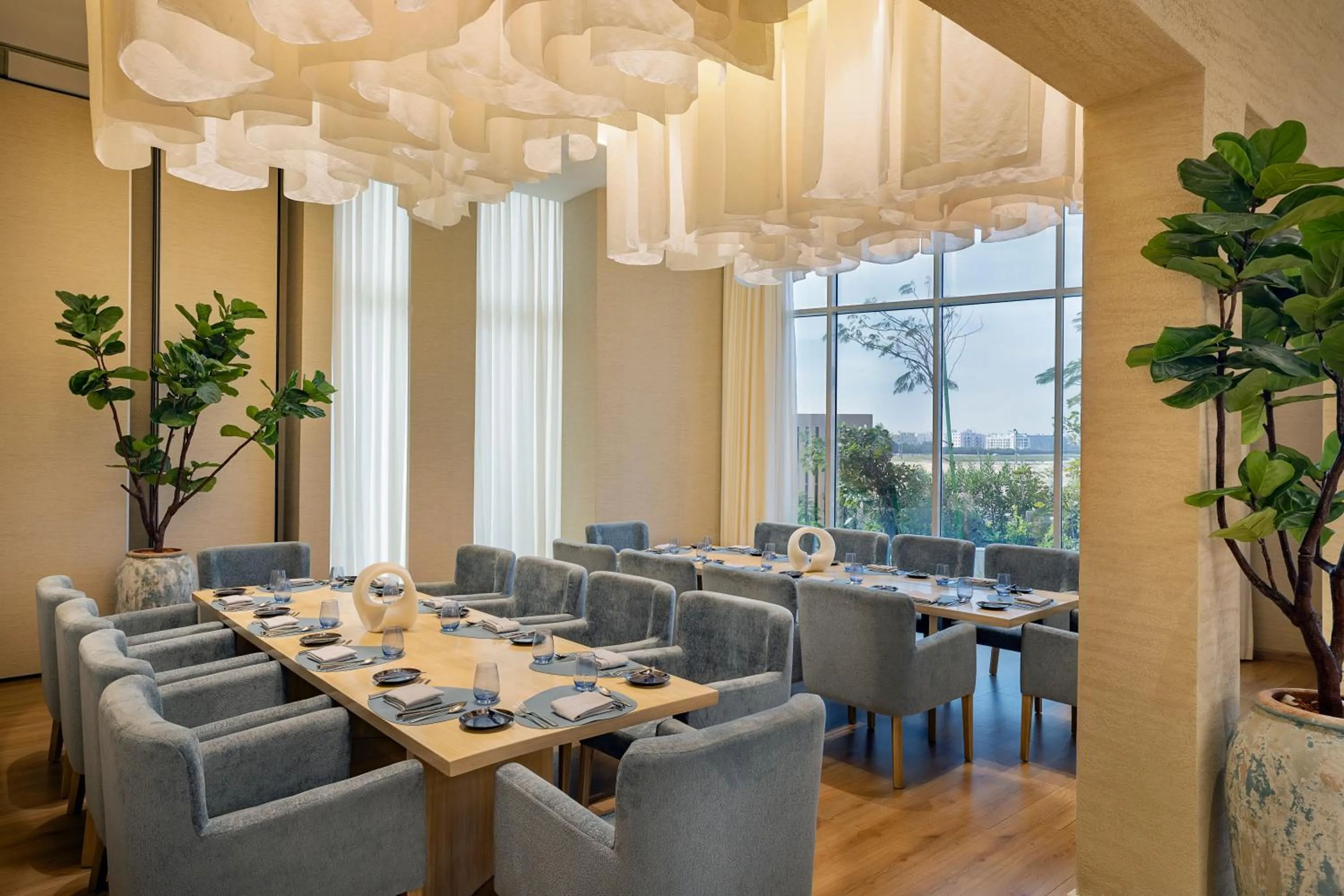 Restaurant/places to eat in Hilton Al Khobar King Fahd Causeway