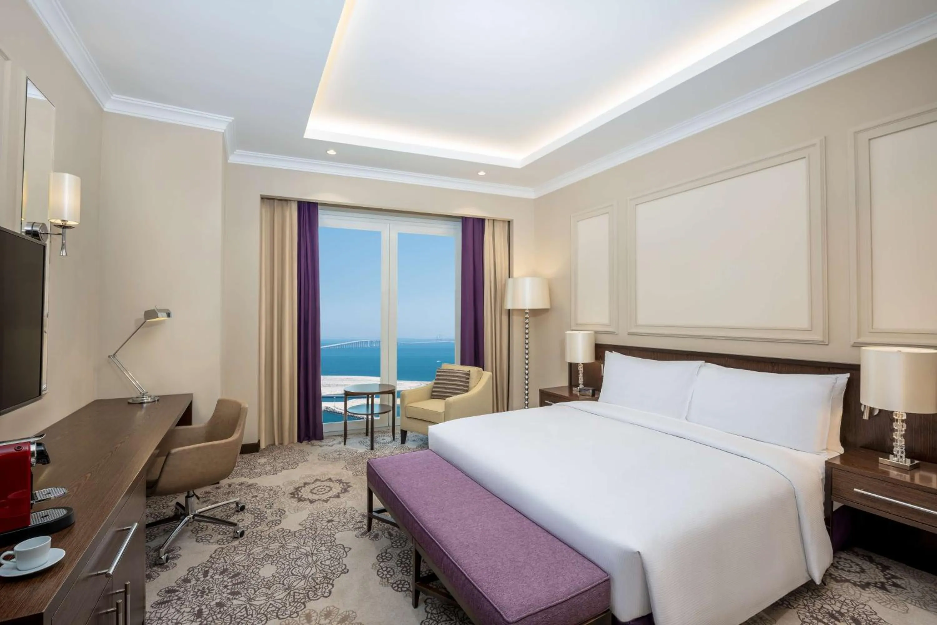 Bed in Hilton Al Khobar King Fahd Causeway