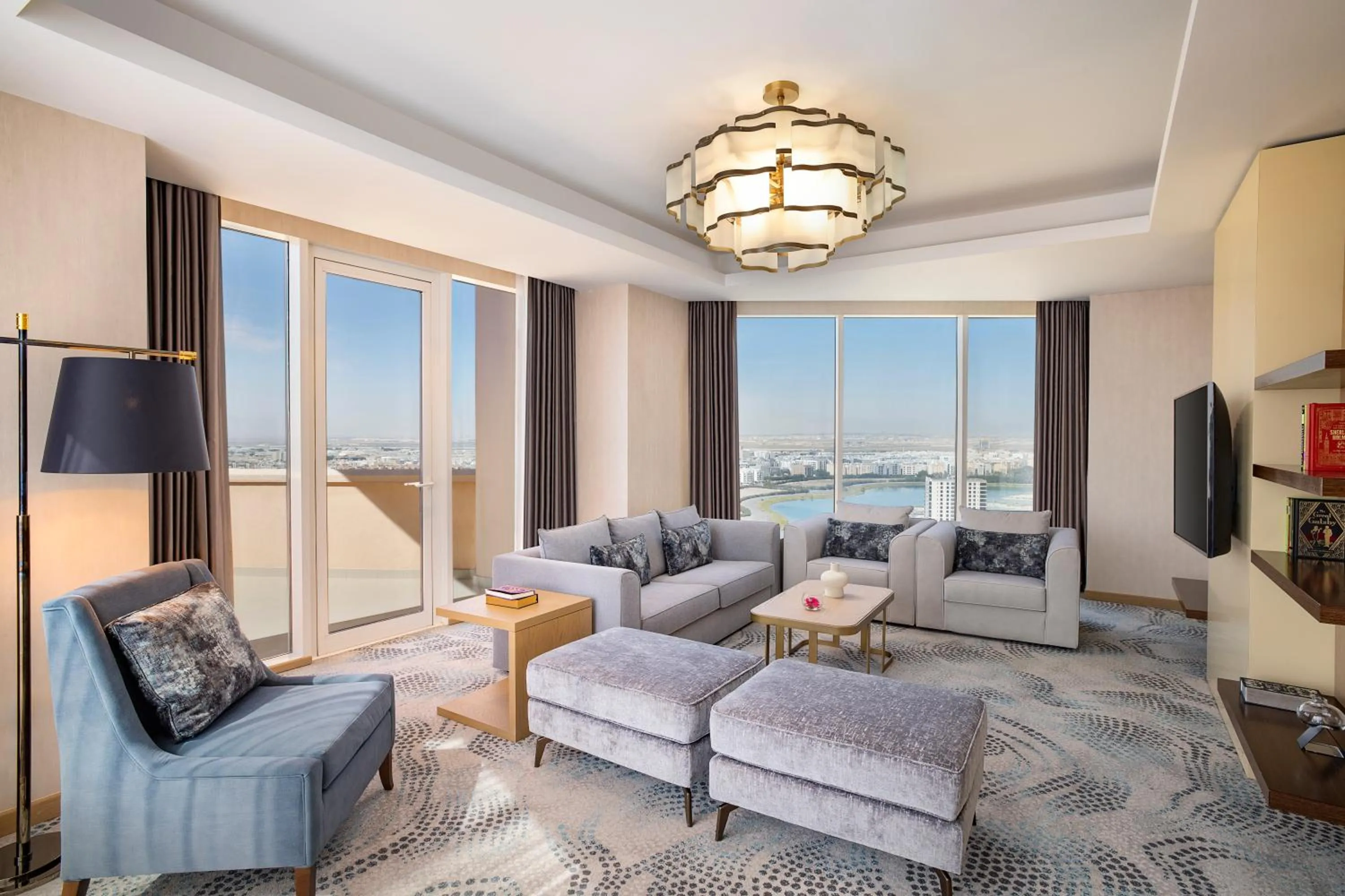 Lounge or bar in Hilton Al Khobar King Fahd Causeway