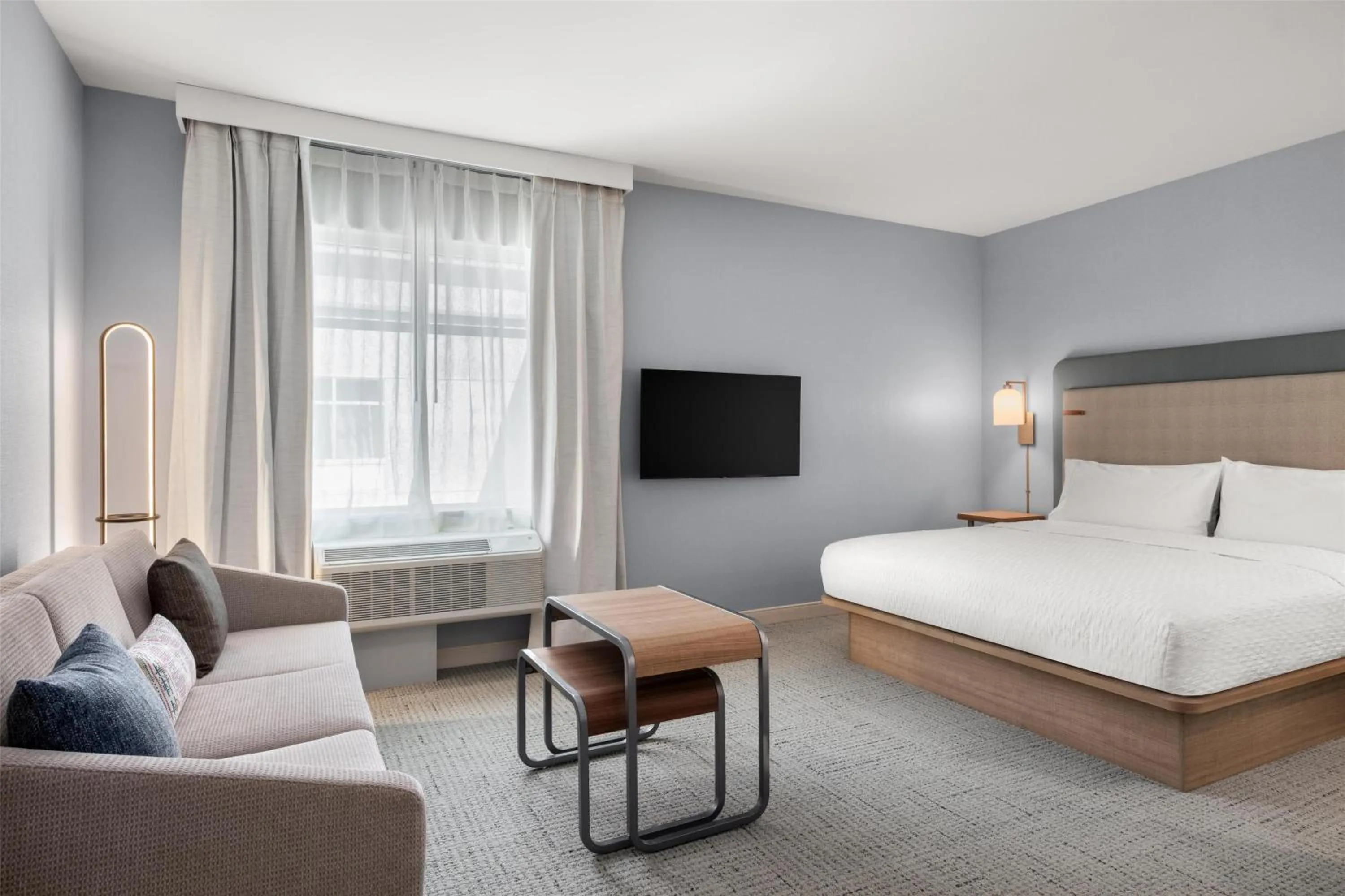 Living room, Bed in Homewood Suites By Hilton Fremont