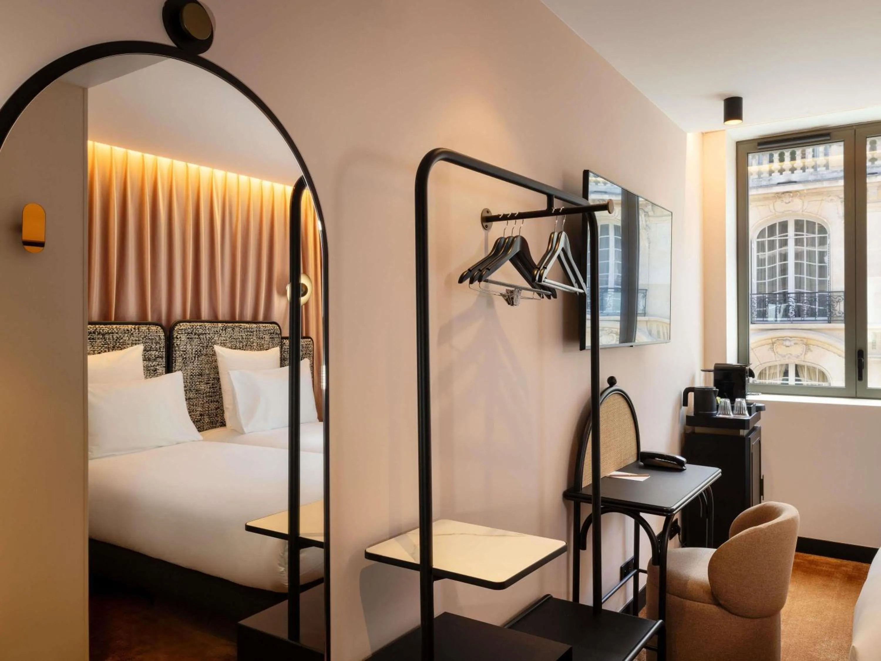 Bedroom, Bed in Hotel Maison Hamelin Paris - Handwritten Collection