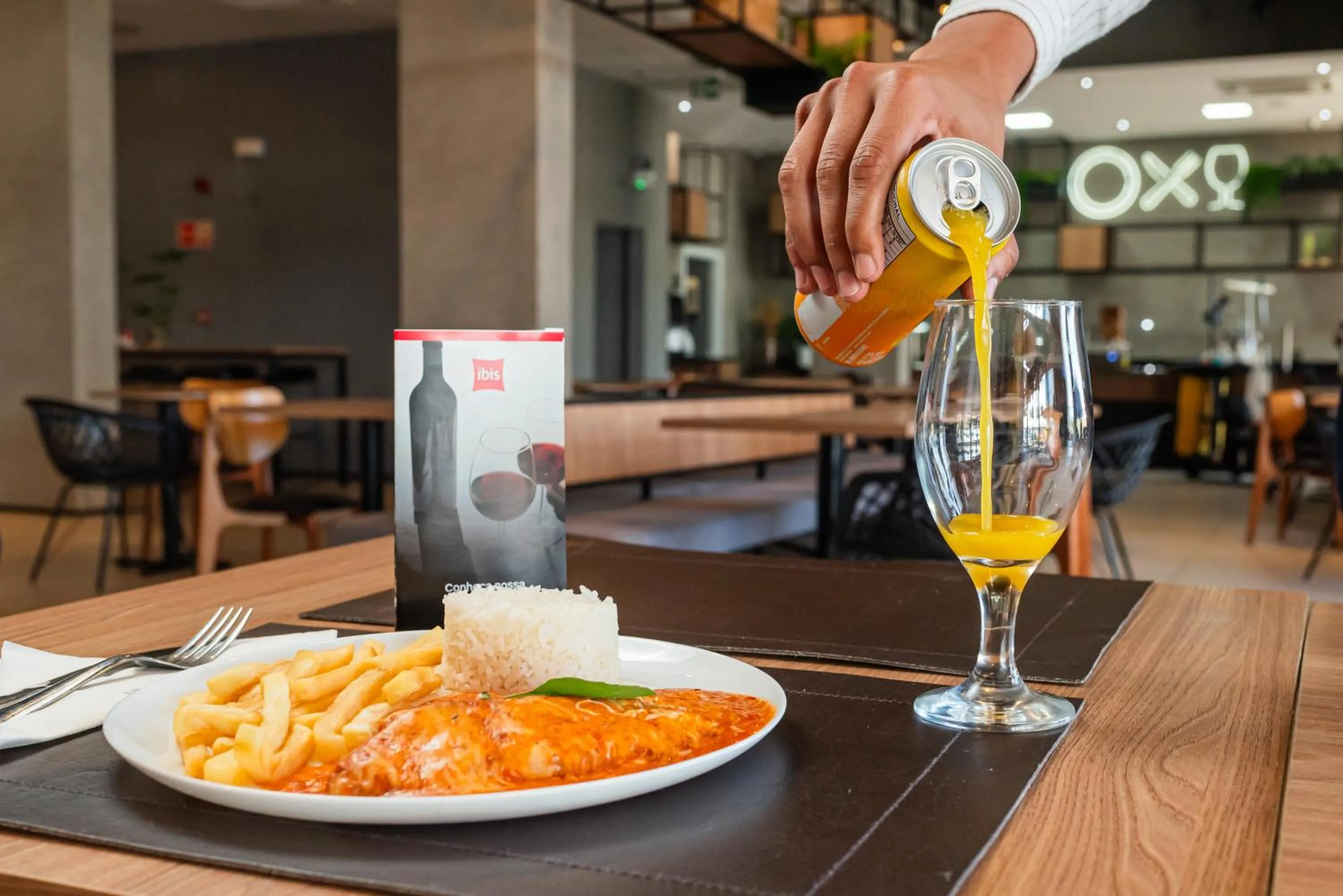 Food and drinks in ibis Lavras